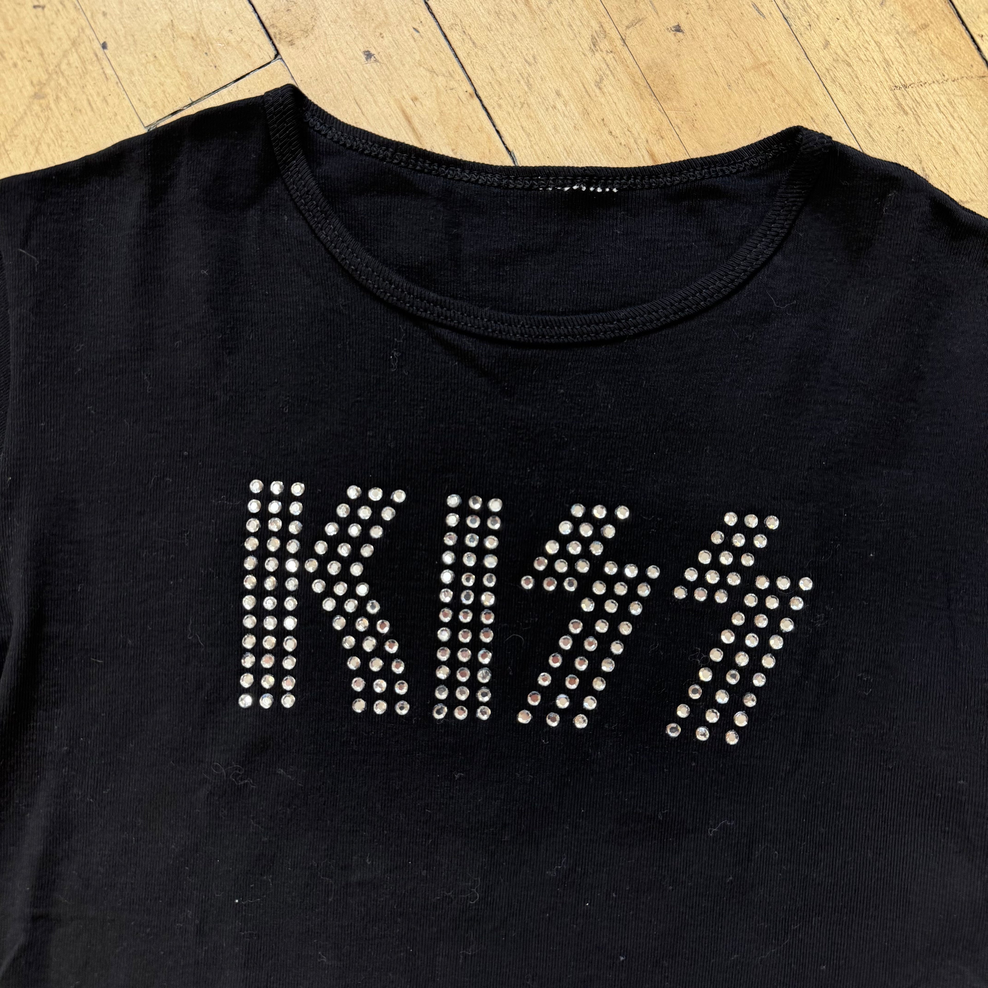 Vintage Kiss SpellOut Baby T-shirt Sz S