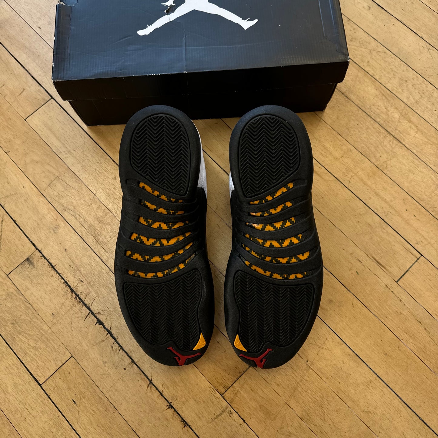 Jordan 12 Taxi Sz 14 (2013, DS)