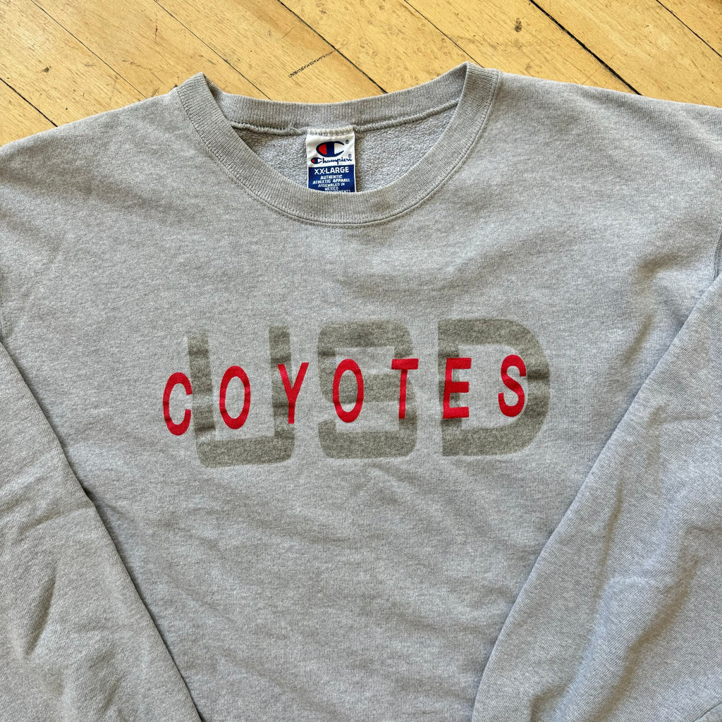 Vintage USD Coyotes Crewneck Sz XXL