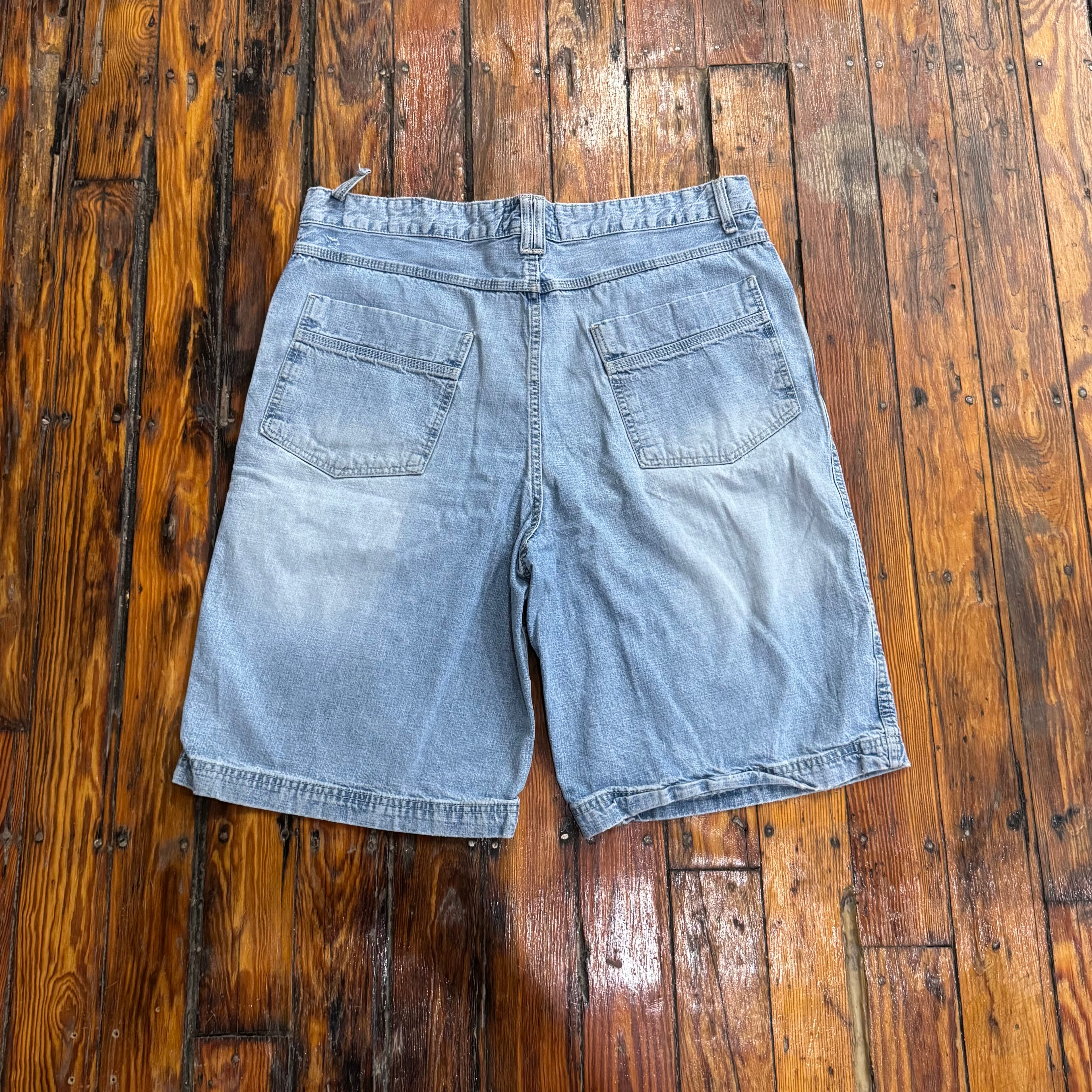 Vintage Light Wash Denim Jean Shorts Sz 36