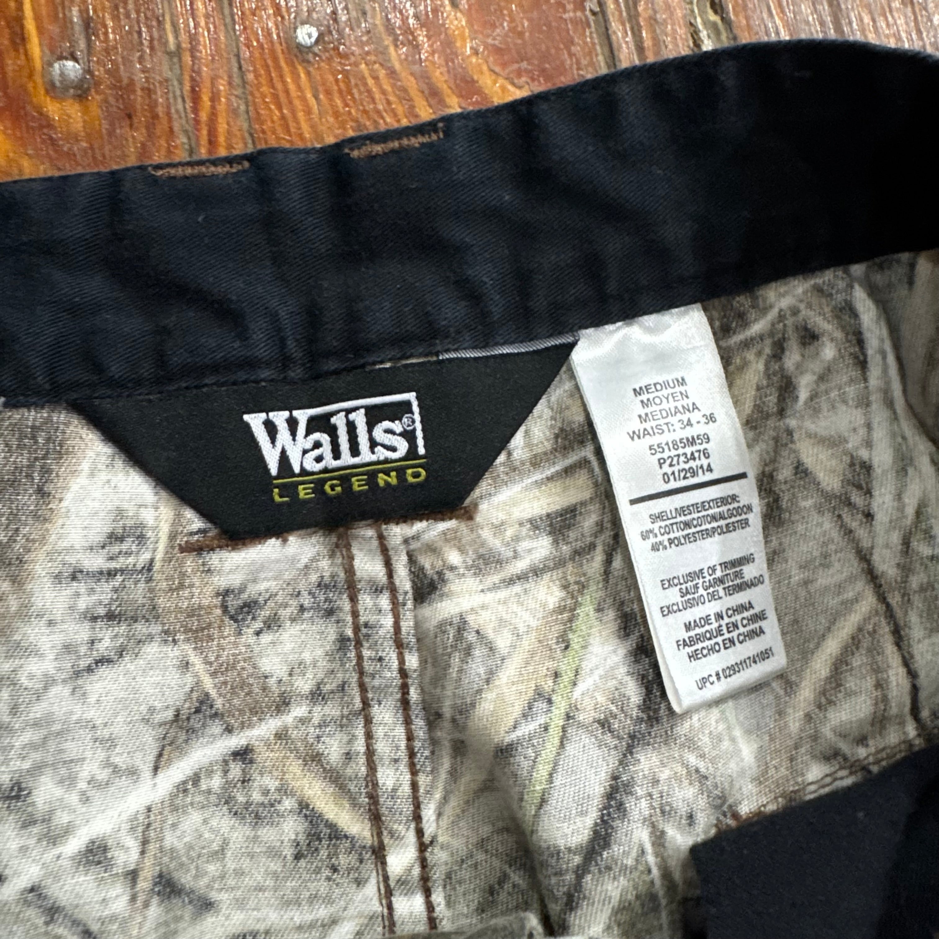 Vintage Walls Camo Cargo Pants Sz 34