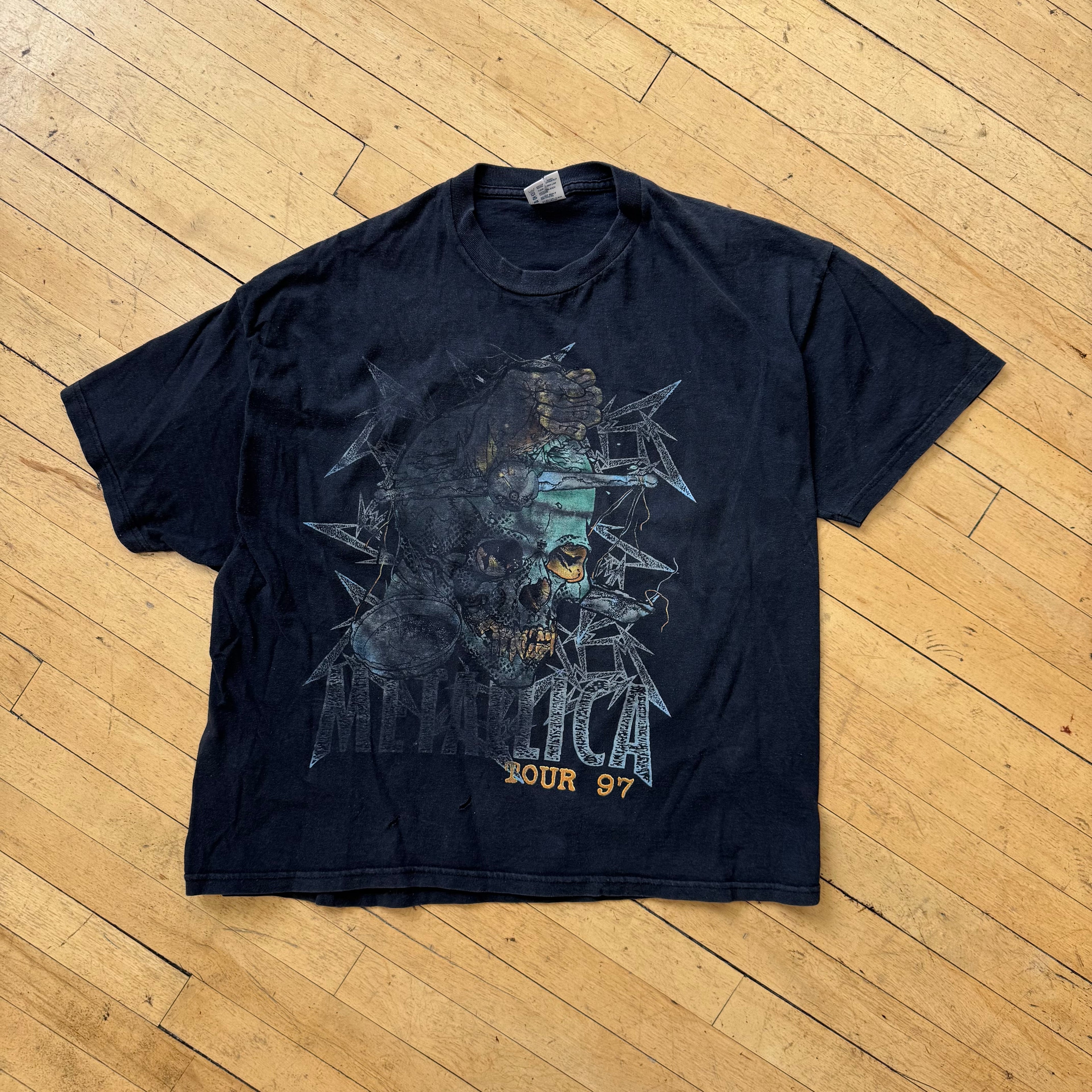 Vintage Metallica Tour 97’ T-shirt Sz L