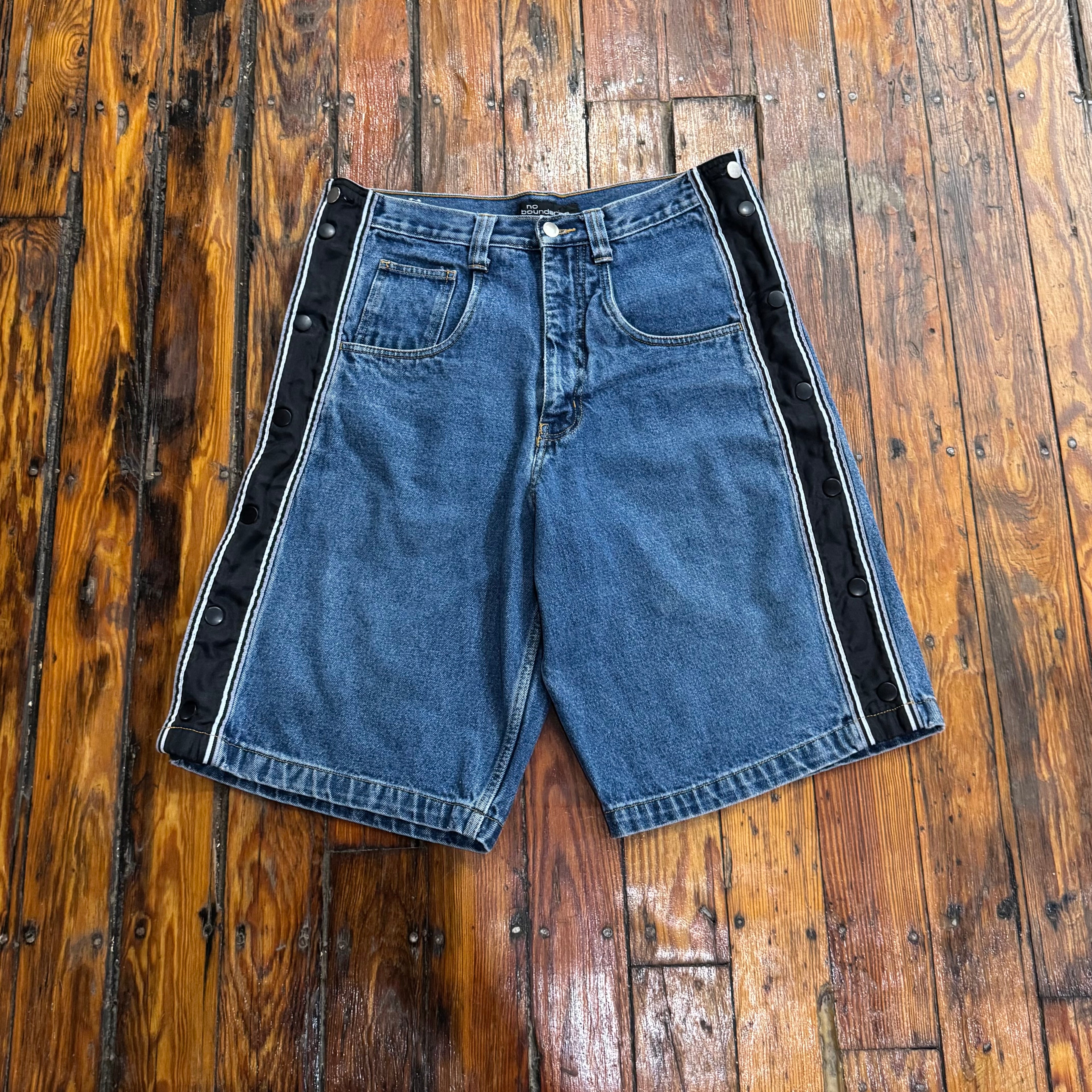 Y2K No Boundaries Denim Jean Shorts Sz 32