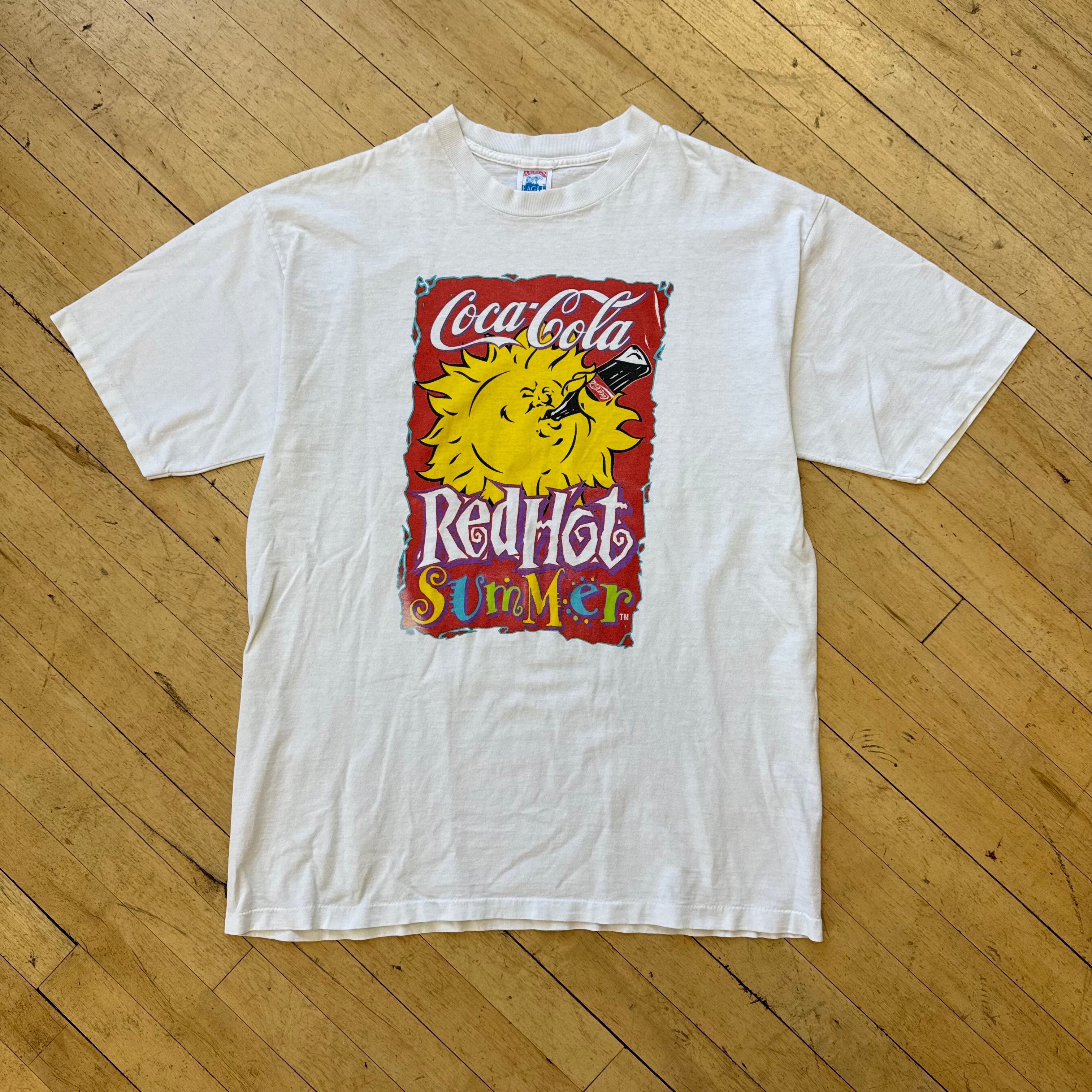 Vintage Coca Cola Red Hot Summer T-shirt Sz XL