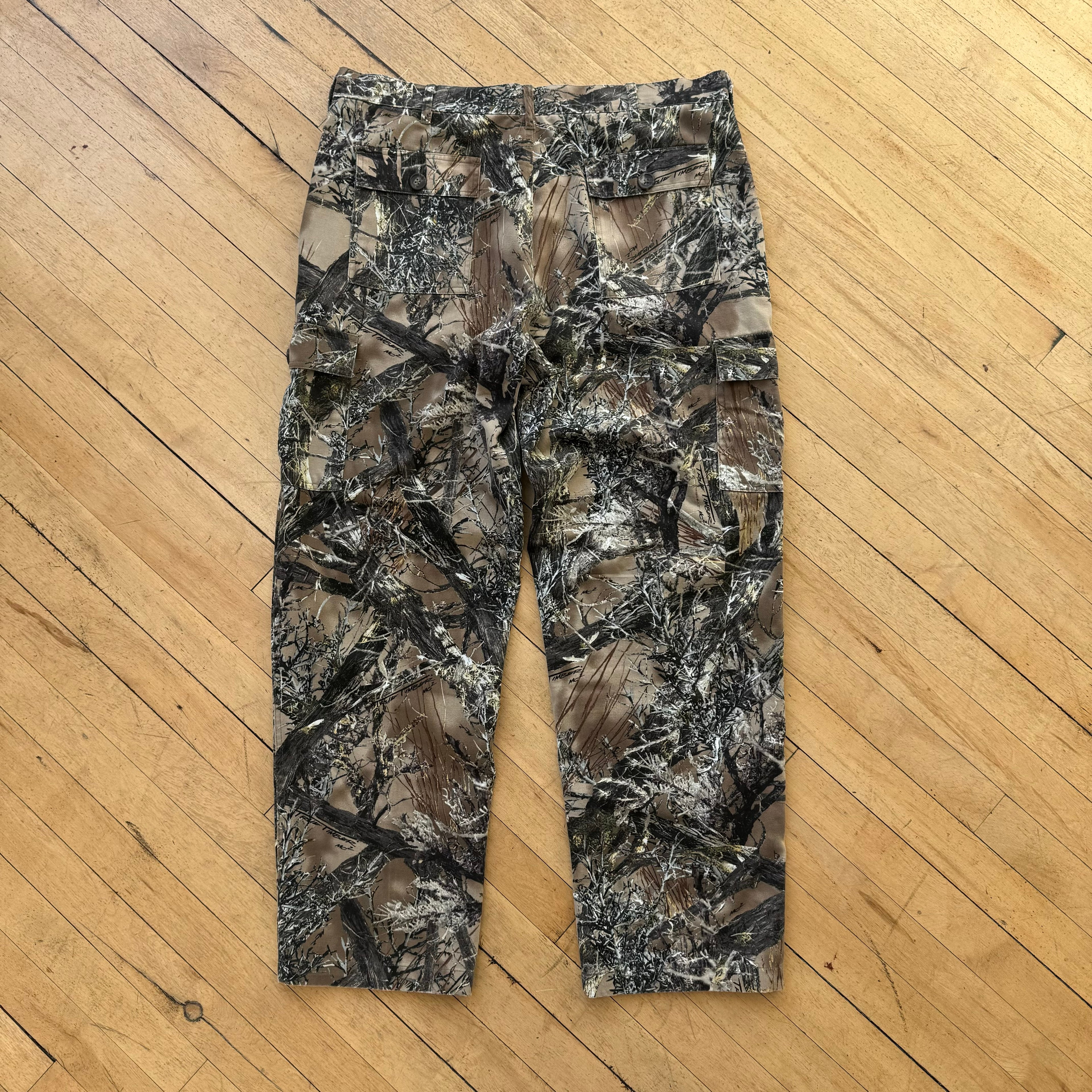 Vintage Reel Tree Camo cargo pants Sz L
