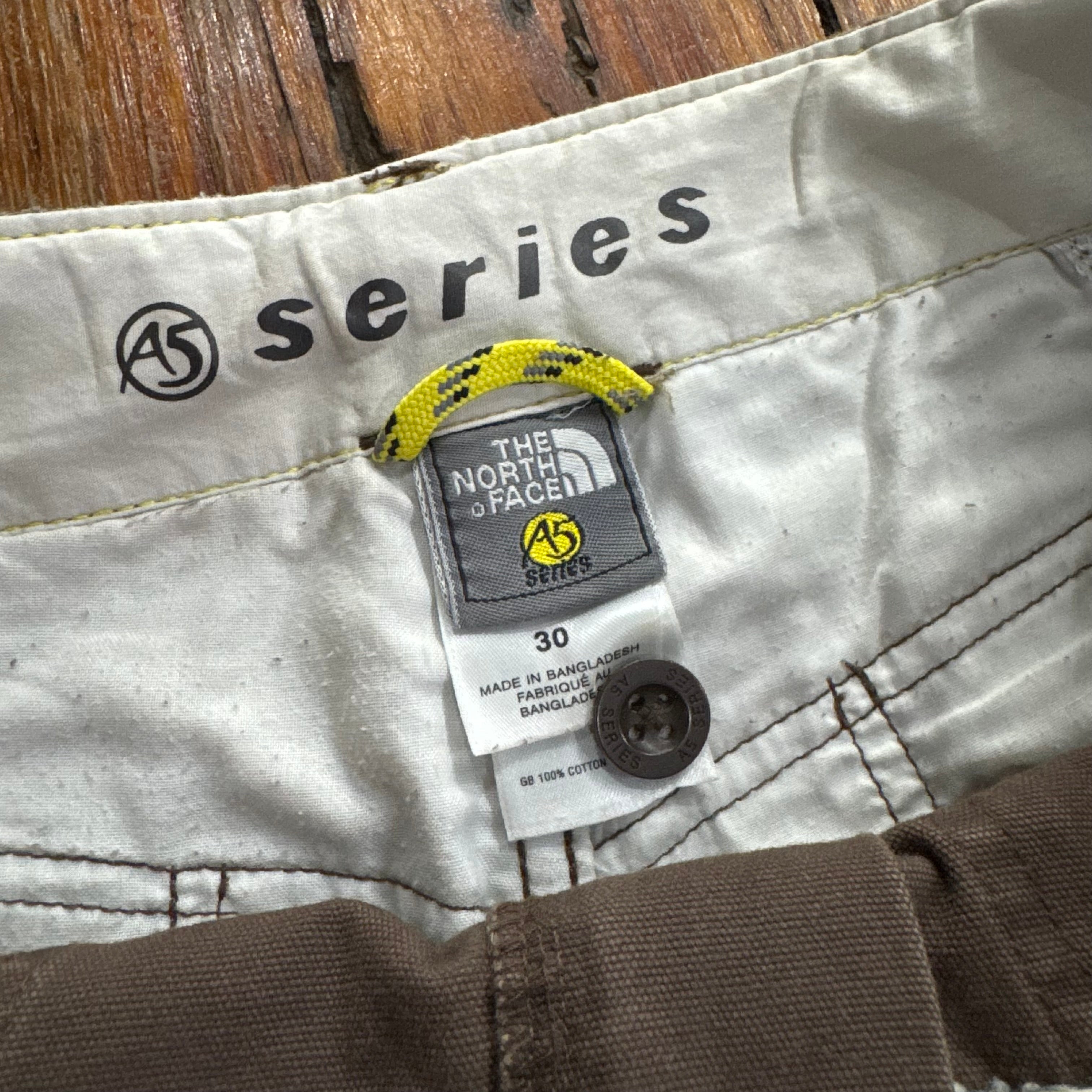 Vintage North Face Series Cargo Pants Sz 30