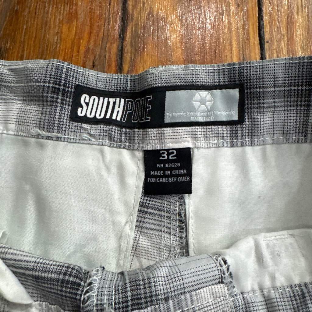 Y2K Plaid SouthPole Khaki Shorts Sz 32