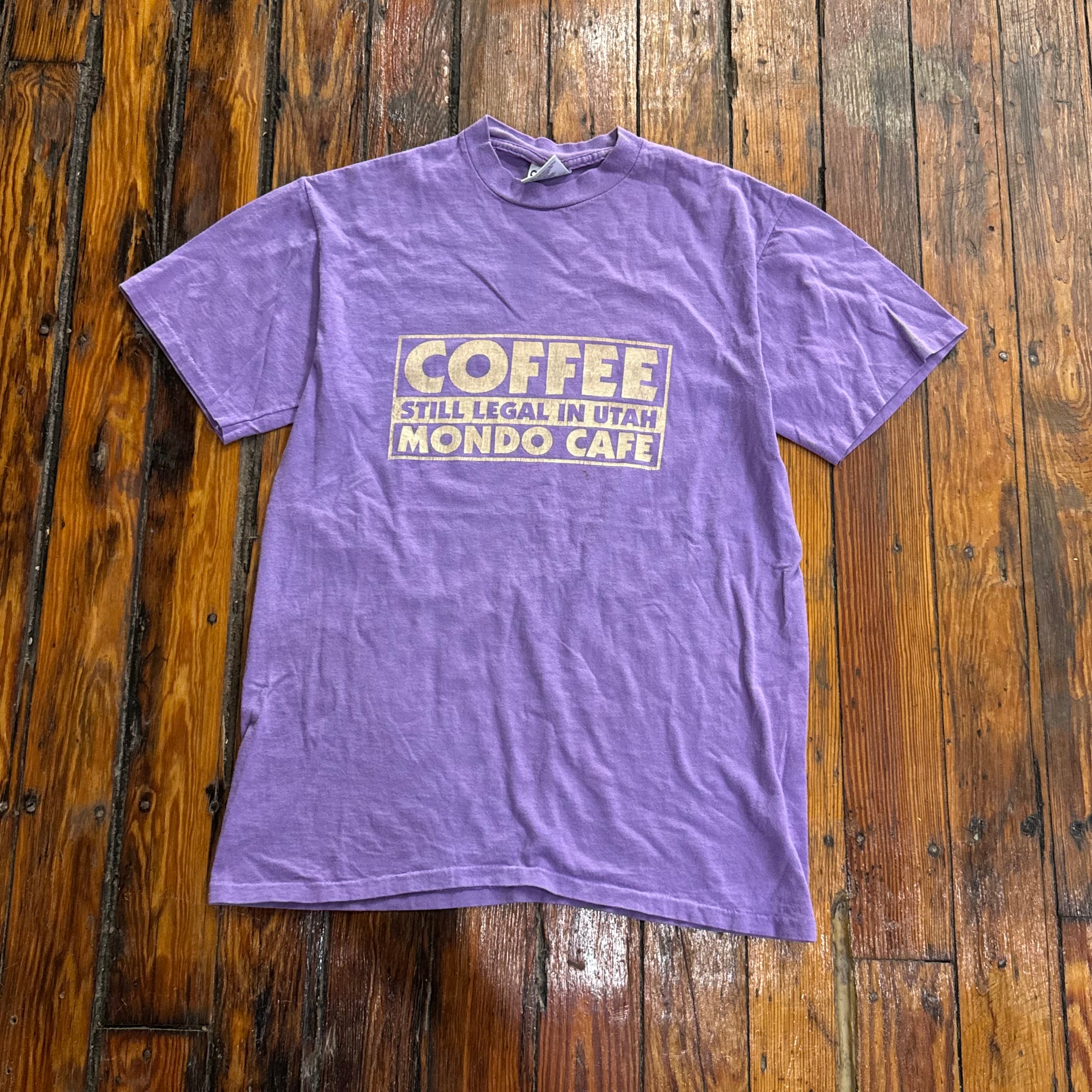 Vintage Mondo Cafe Utah T-shirt Sz M