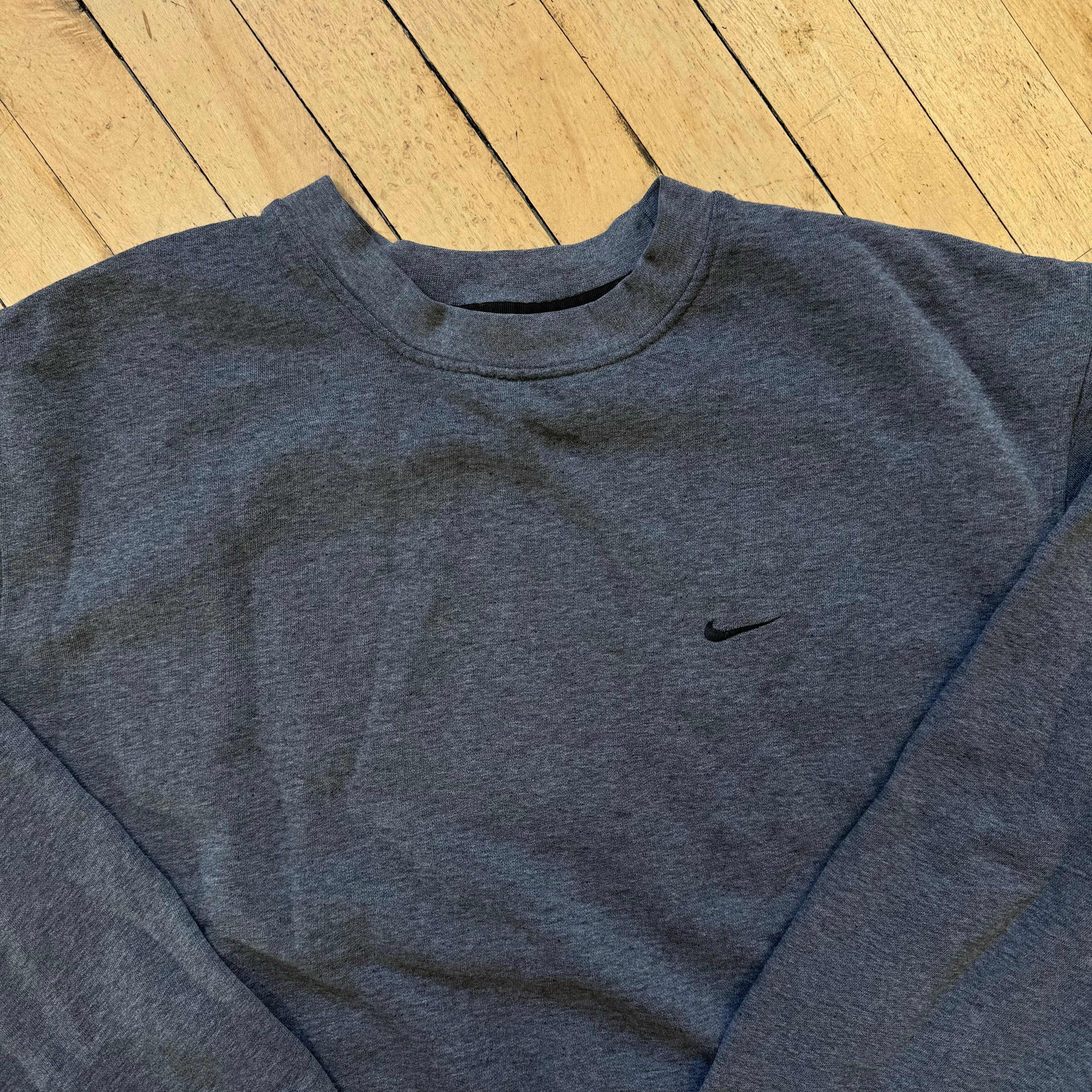 Vintage Simple Swoosh Nike CrewNeck Sz M