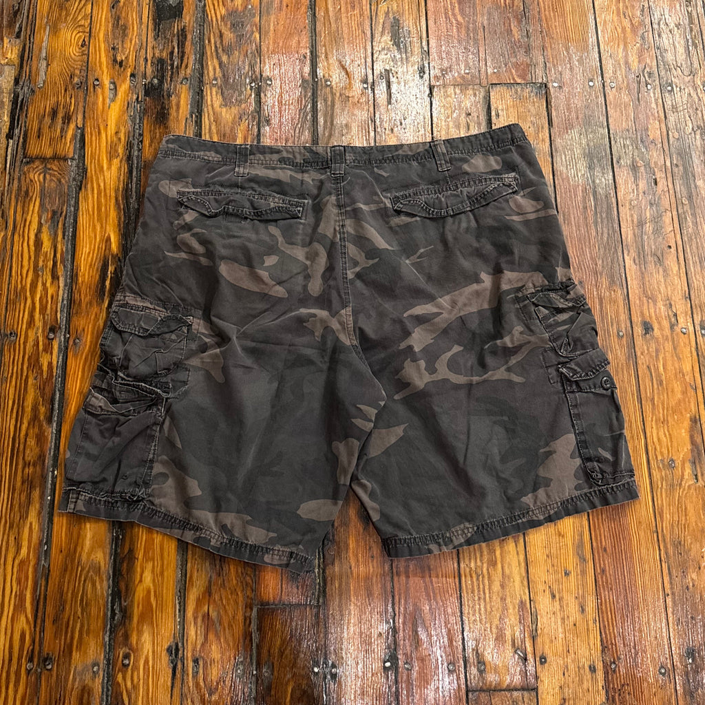 Vintage Lee Dungaree’s Camo Shorts Sz 42