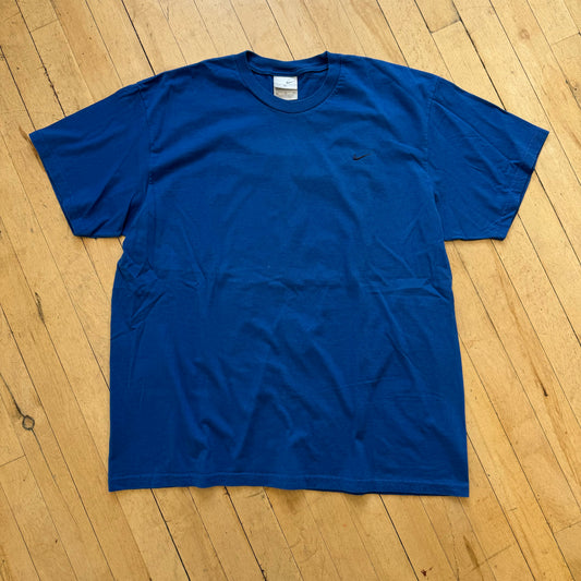 Vintage Y2K Blue Simple Swoosh Nike T-shirt Sz XL