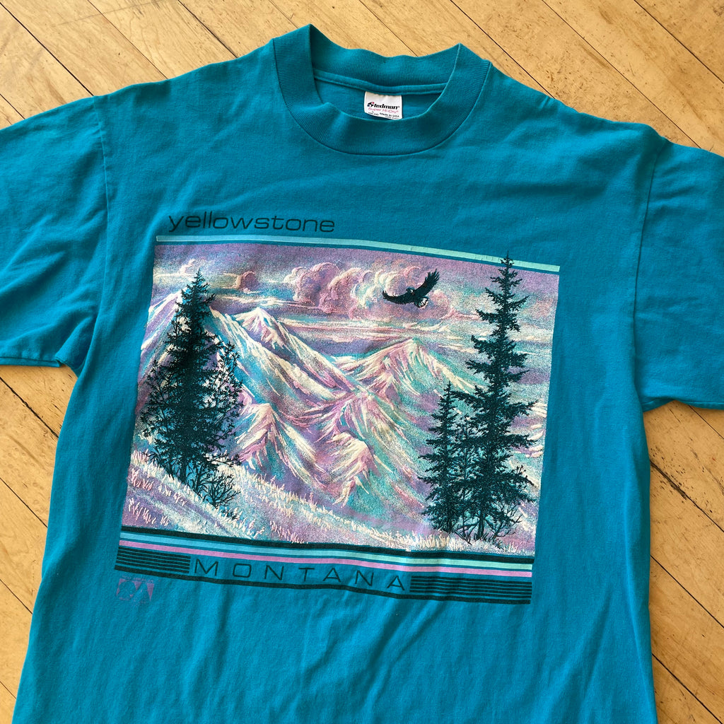 90s YellowStone Montana Graphic T-shirt Sz L