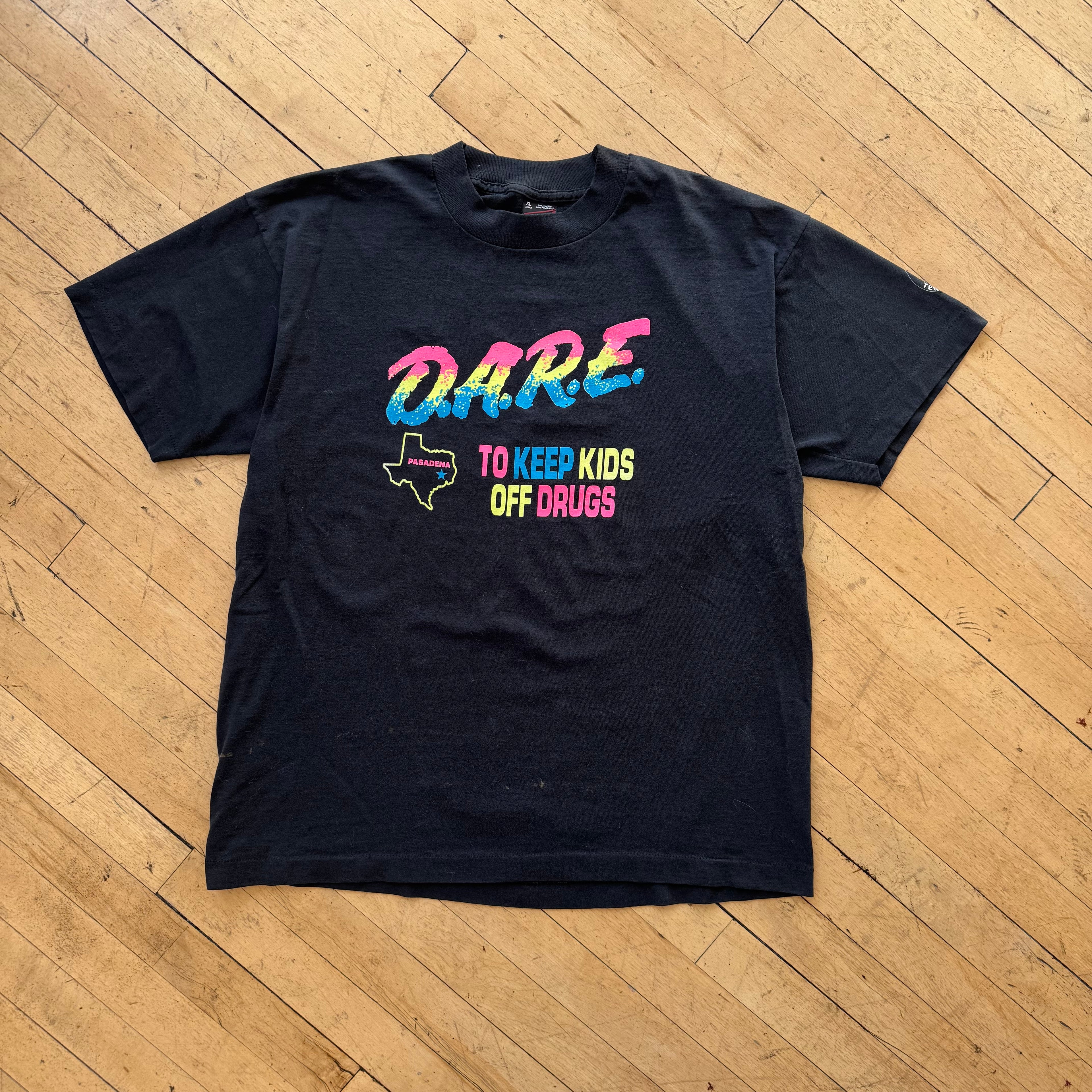 Vintage Dare To Keep kids Off Drugs T-shirt Sz XL