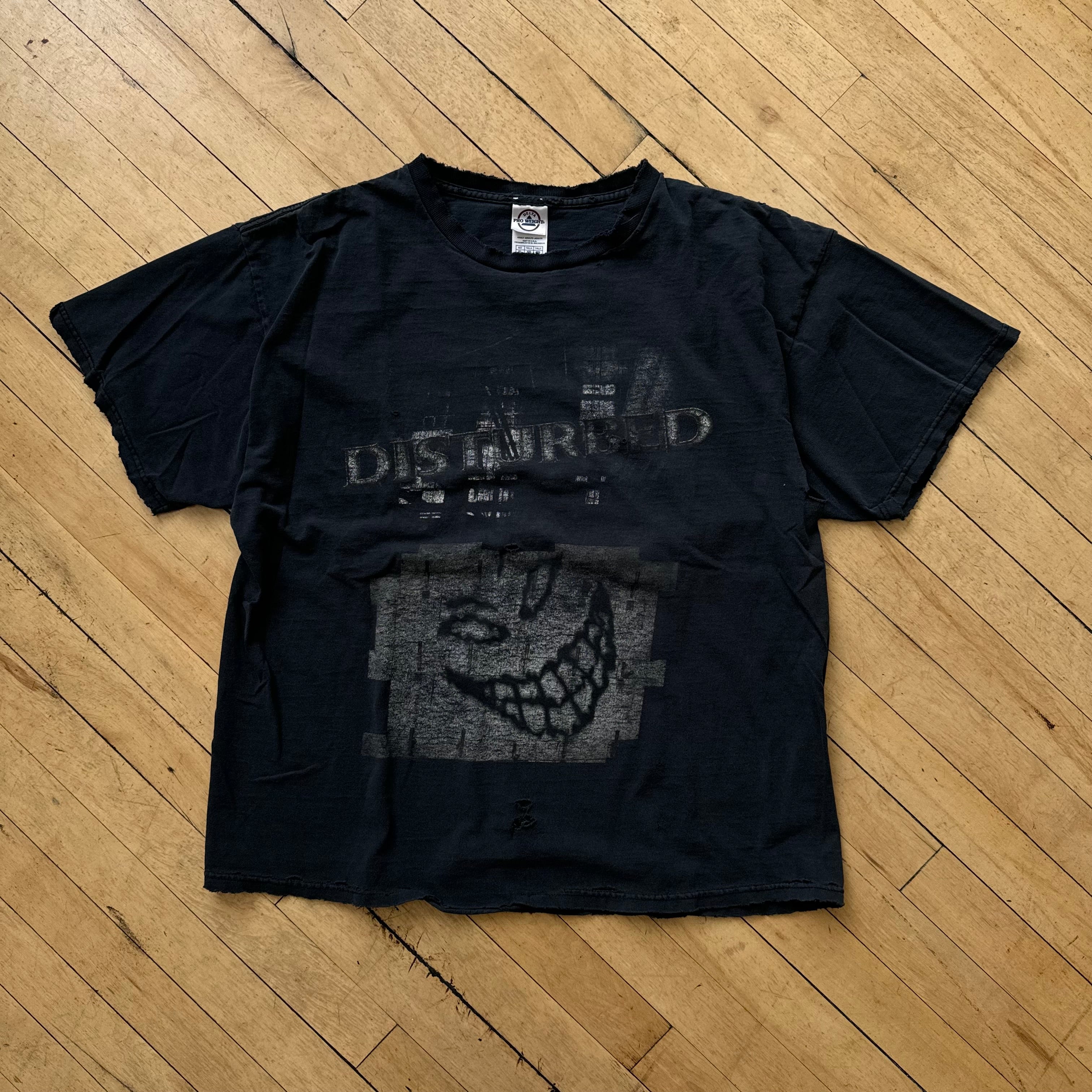 Vintage Thrashed Distributed T-shirt Sz L