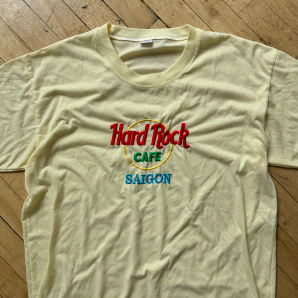 Vintage Embroidered Hard Rock Cafe T-shirt Sz L
