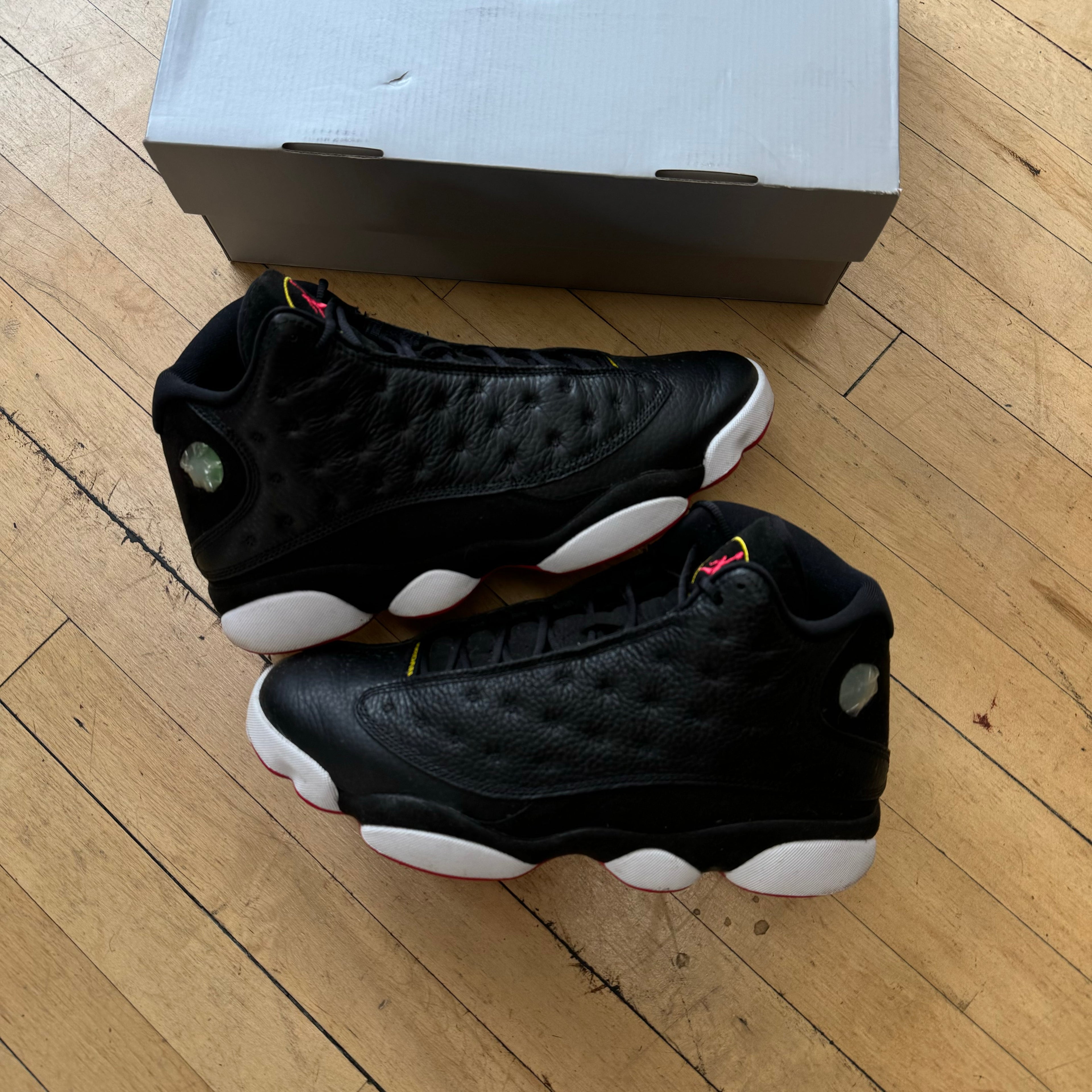 Jordan 13 Retro Playoffs Sz 12.5 (Used)