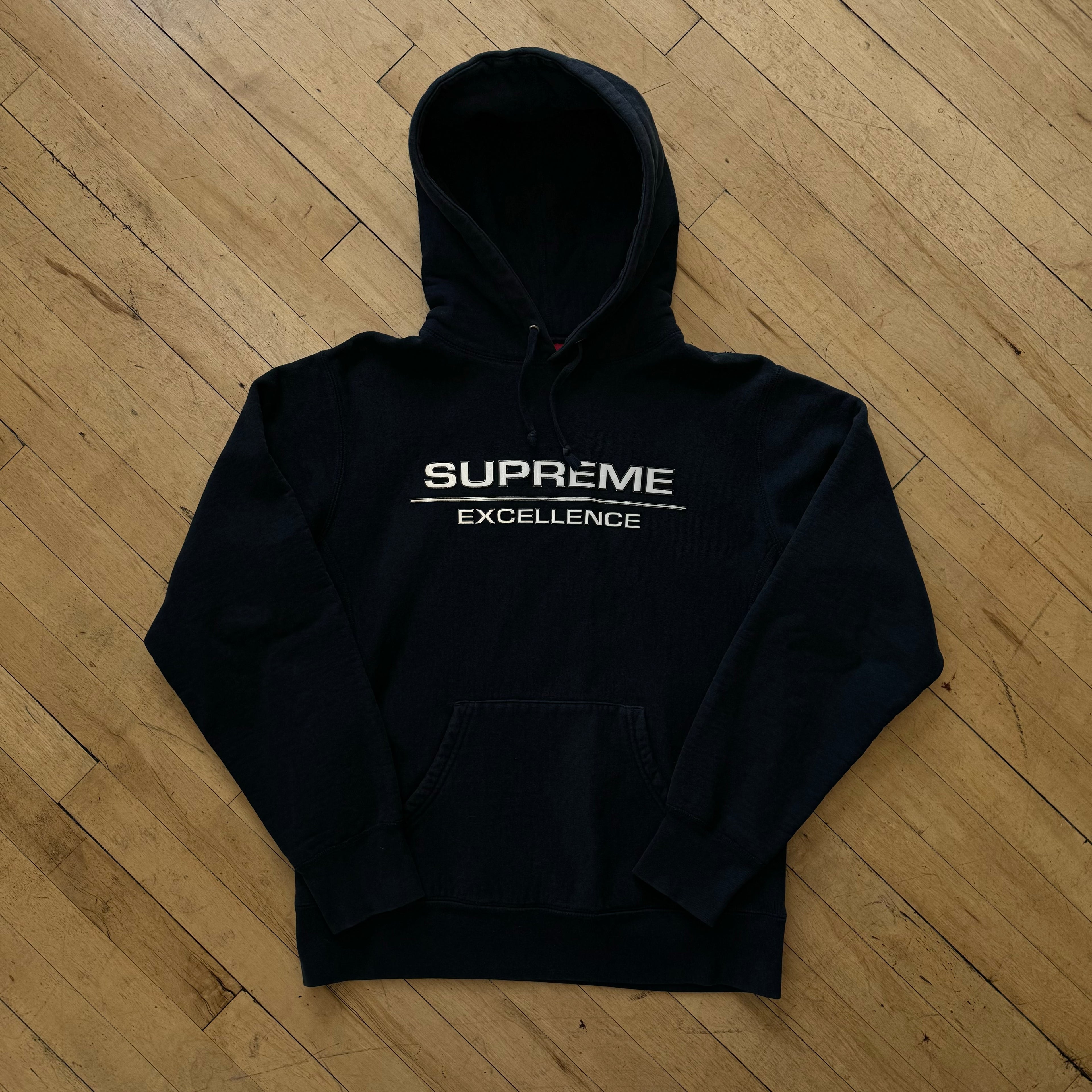 Supreme Excellence SpellOut Hoodie Sz M