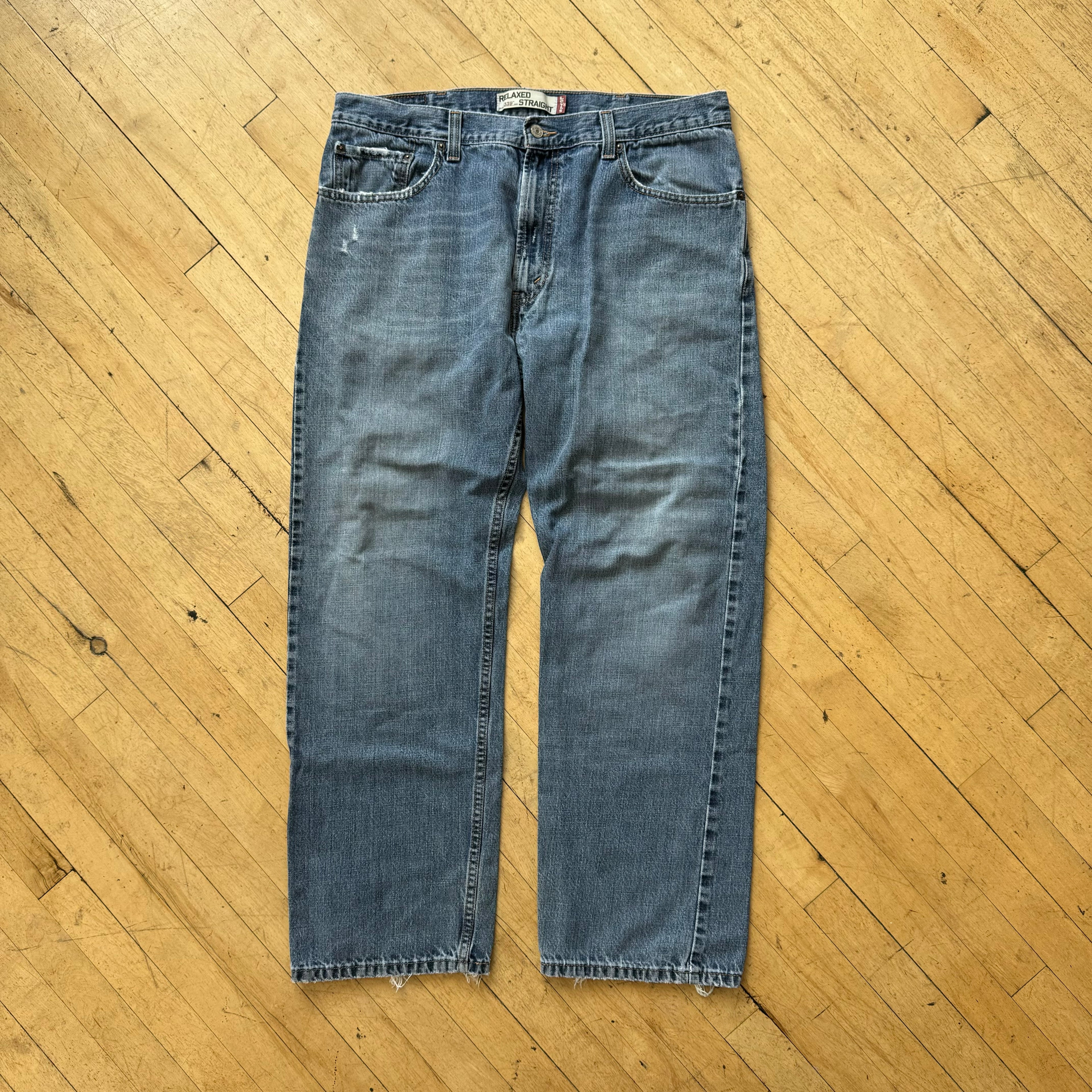Y2K Levi 559 Thrashed Denim Jeans Sz 38x32