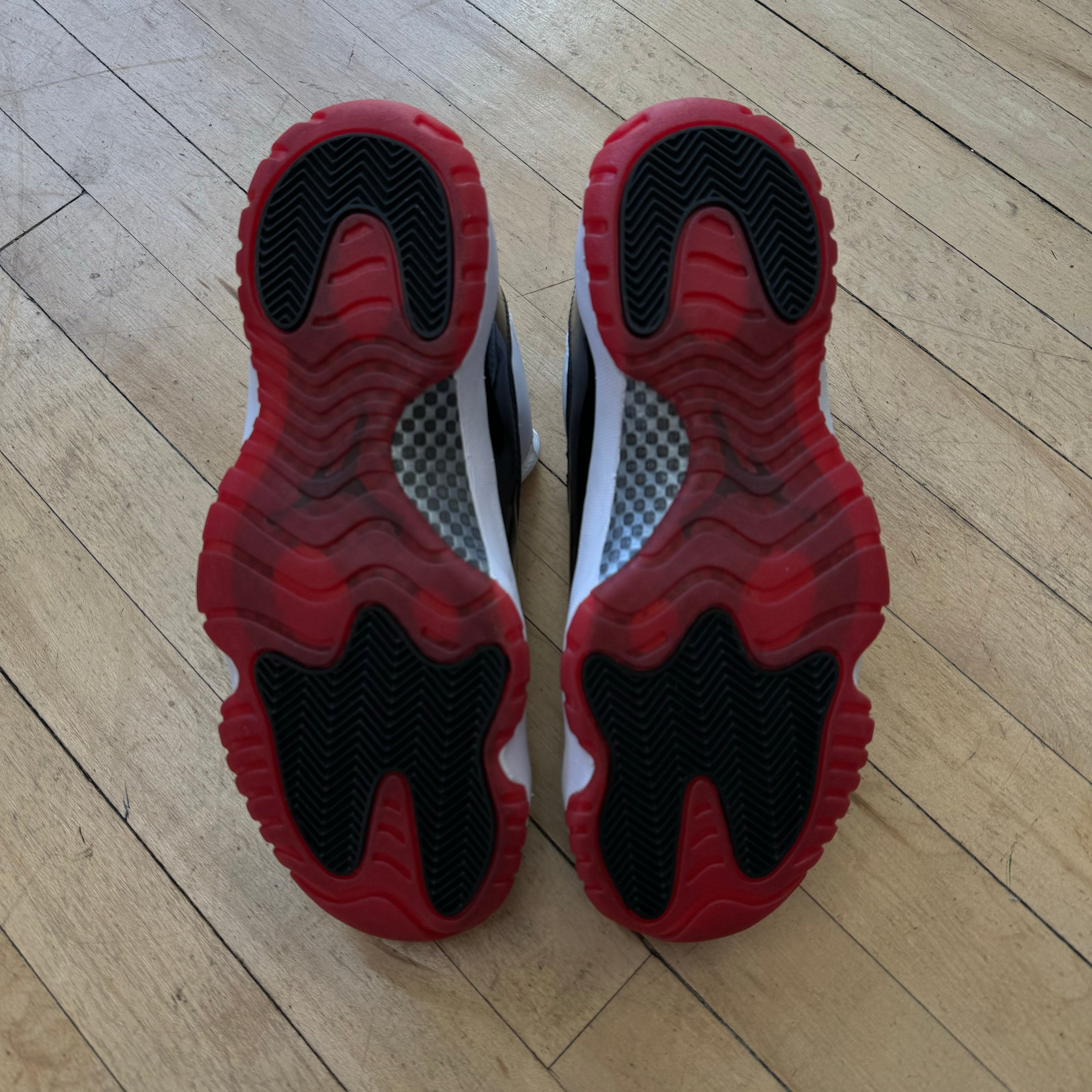Jordan 11 Retro Concord Bred Sz 10.5 (DS)