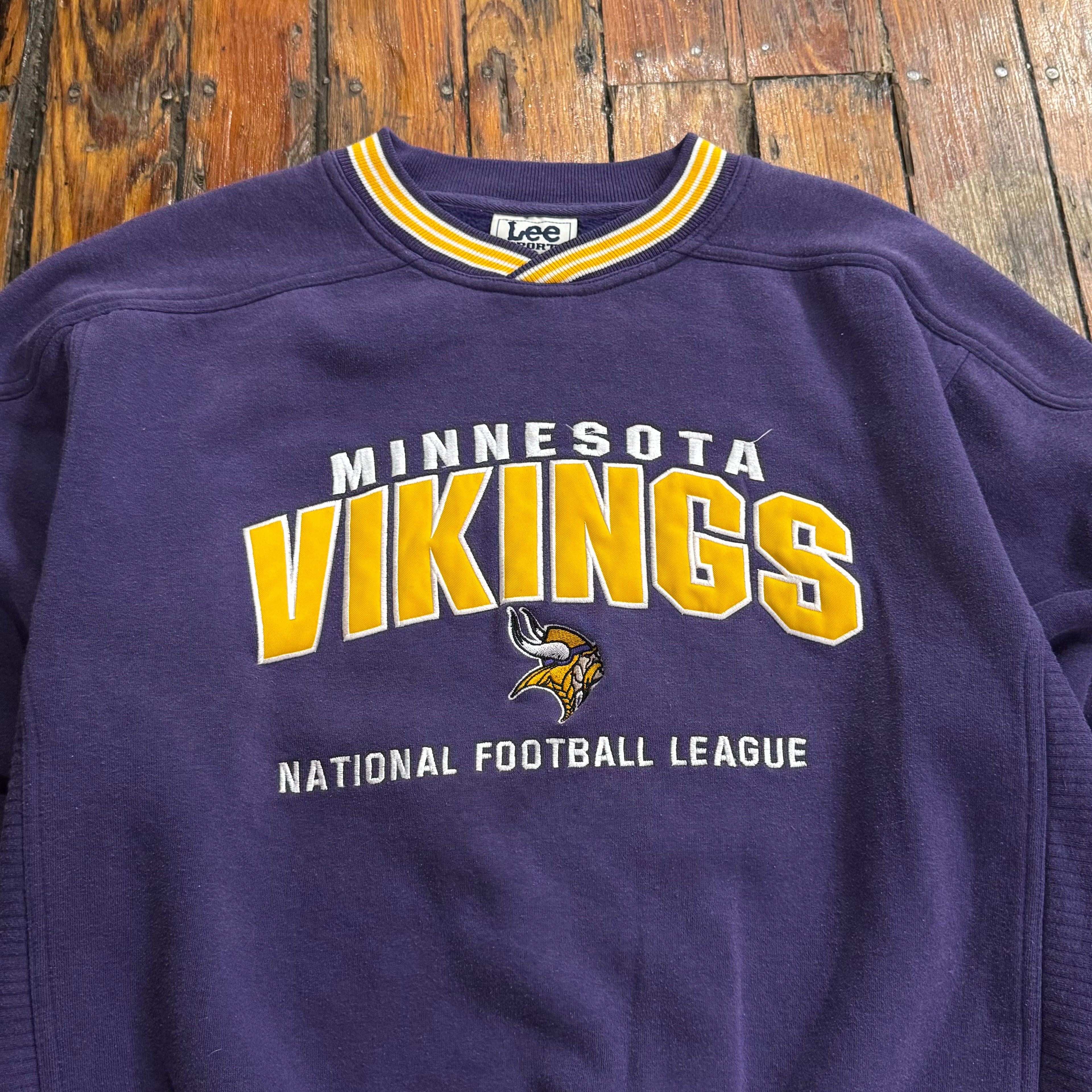 Vintage Lee Spirts Minnesota Vikings Crewneck Sz L