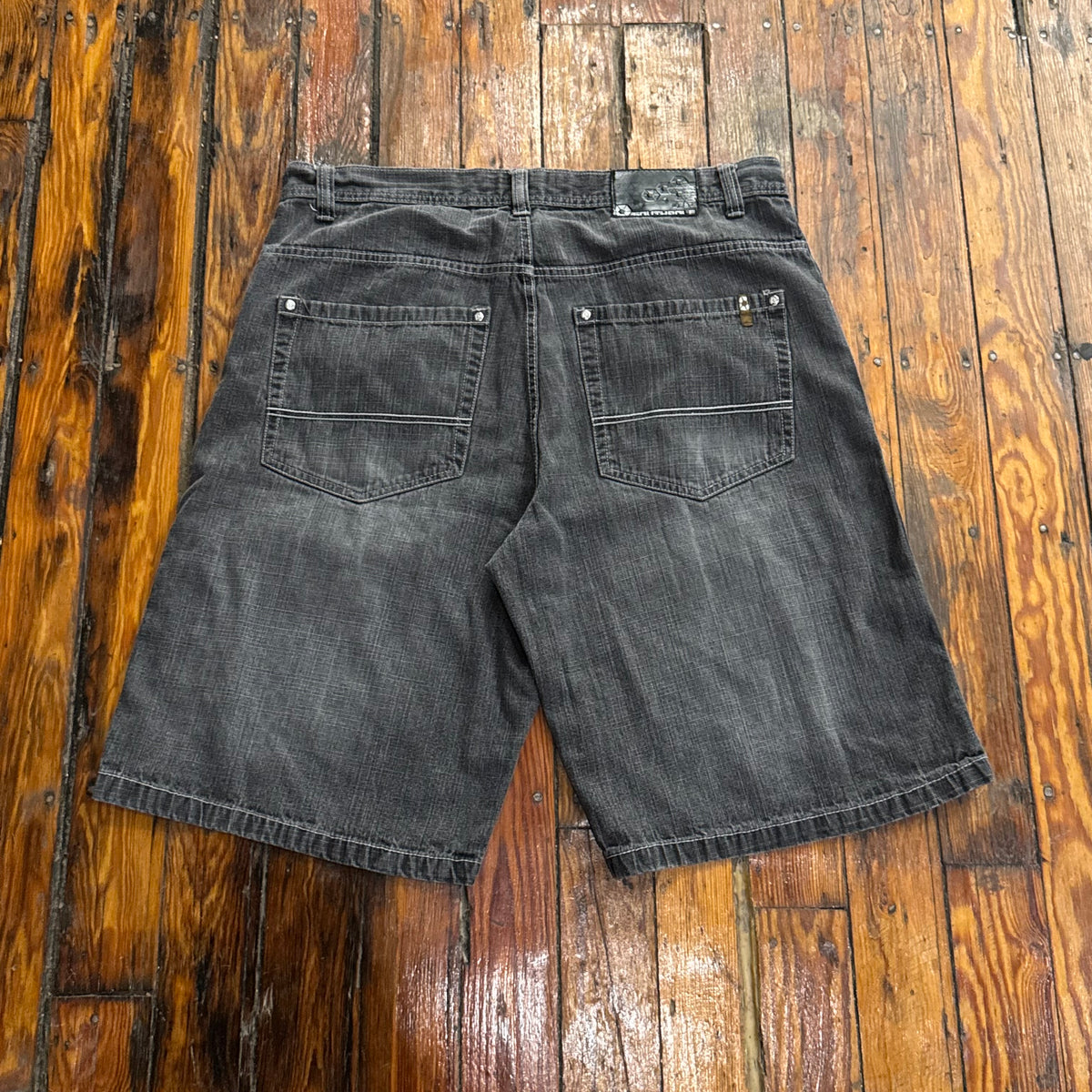 Y2K South Pole Denim Jean Shorts Sz 40