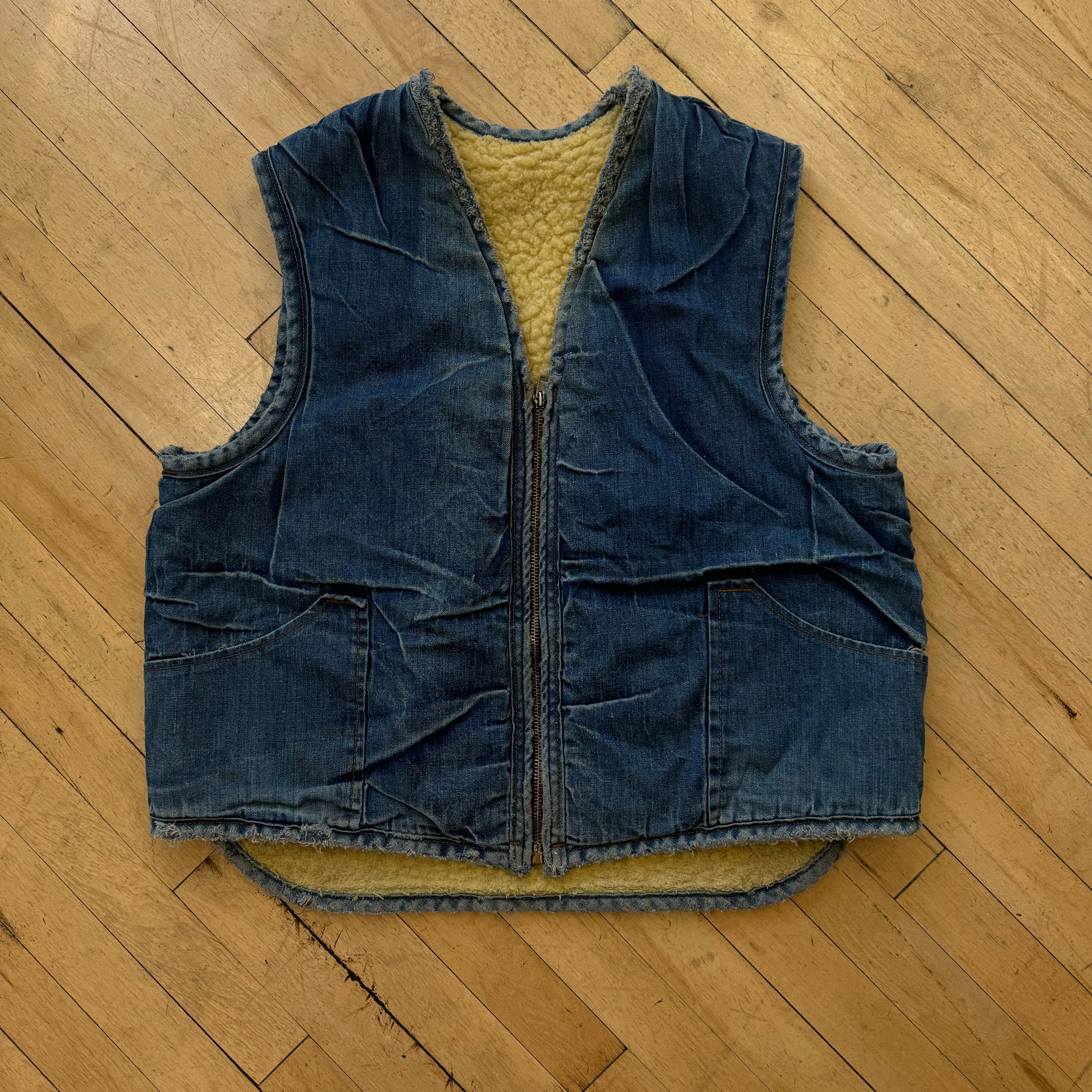 Vintage 70’s Sherpa Lined Denim Vest Sz L
