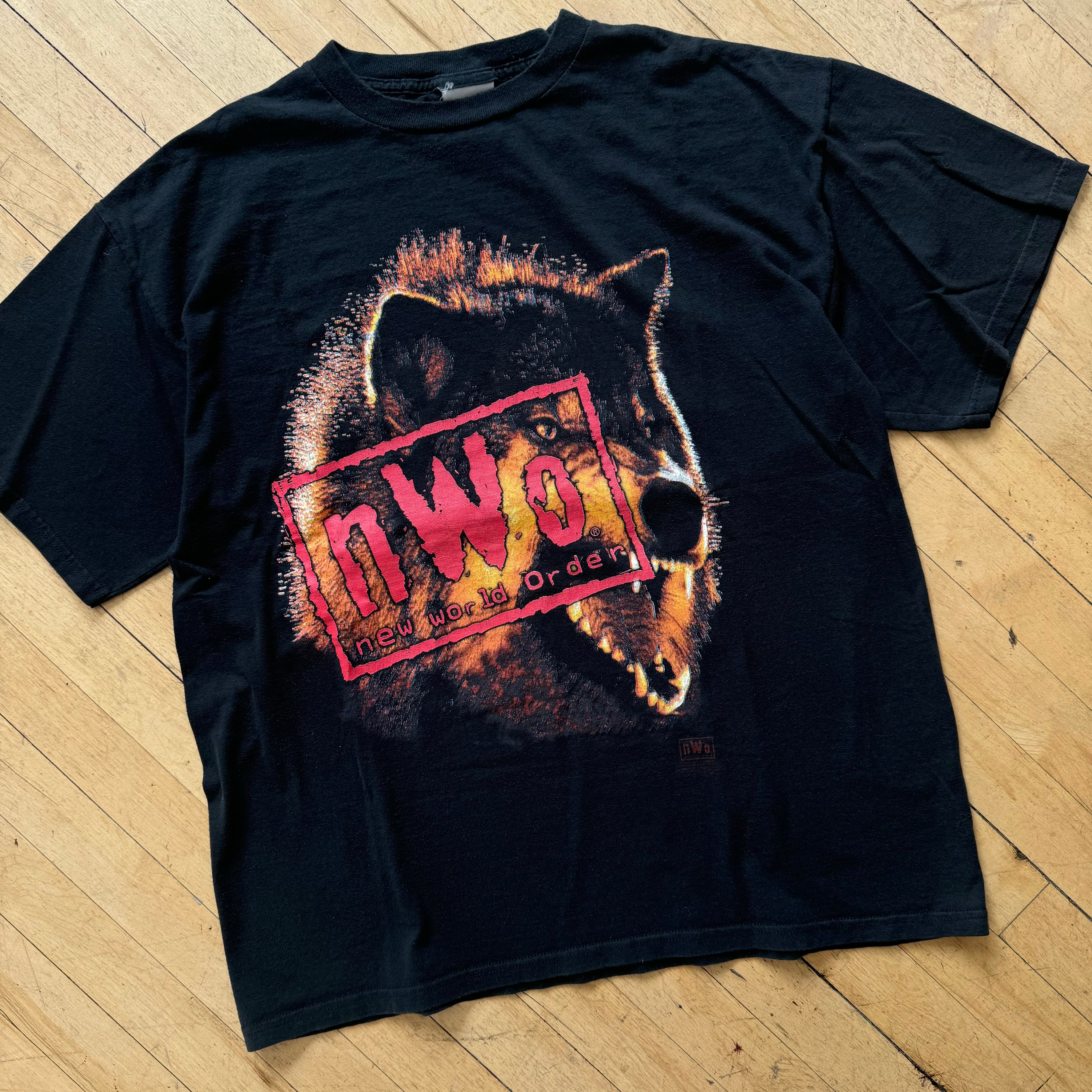 Vintage NWO Wolf Graphic T-shirt Sz XL