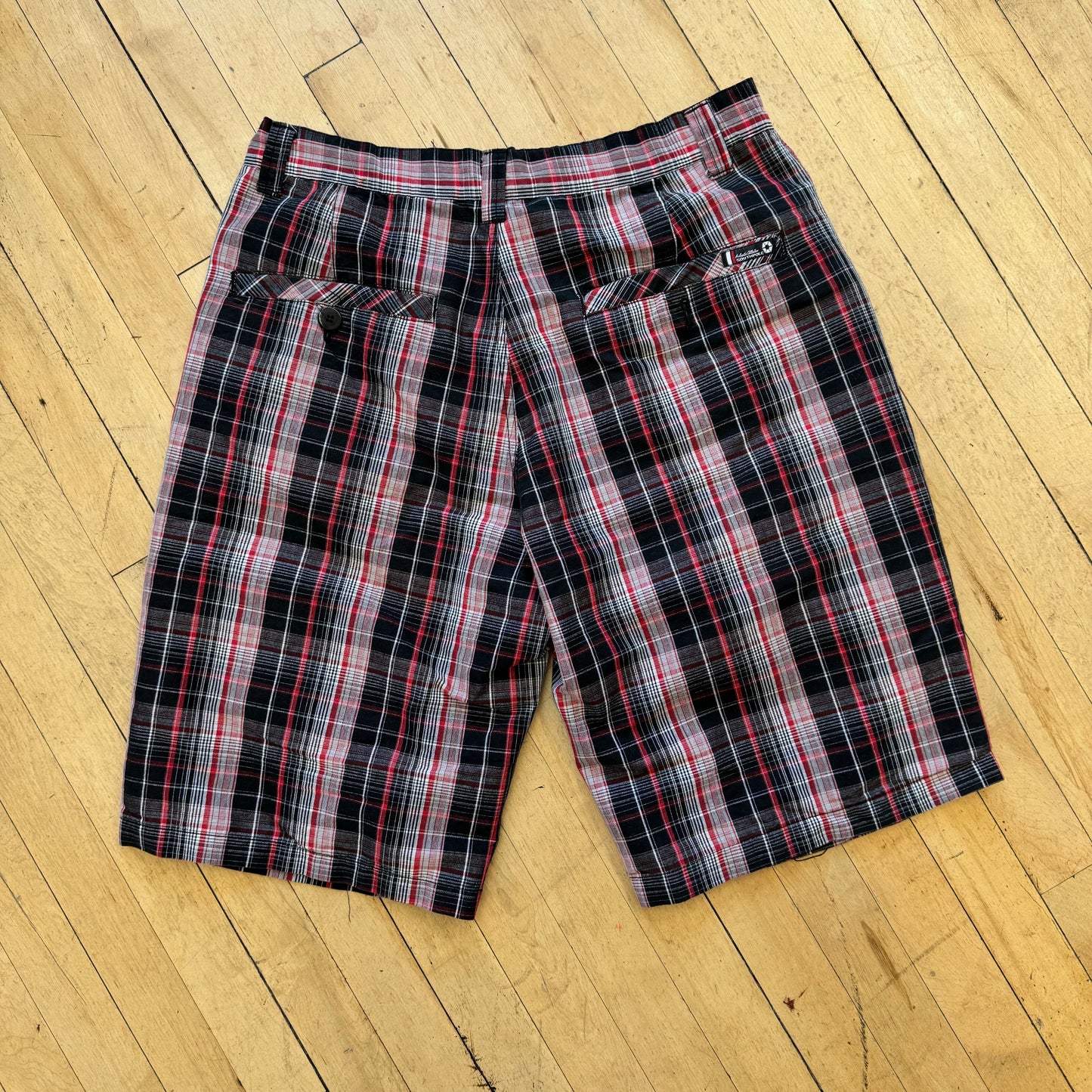 Vintage Y2K Plaid SouthPole Shorts Sz 36