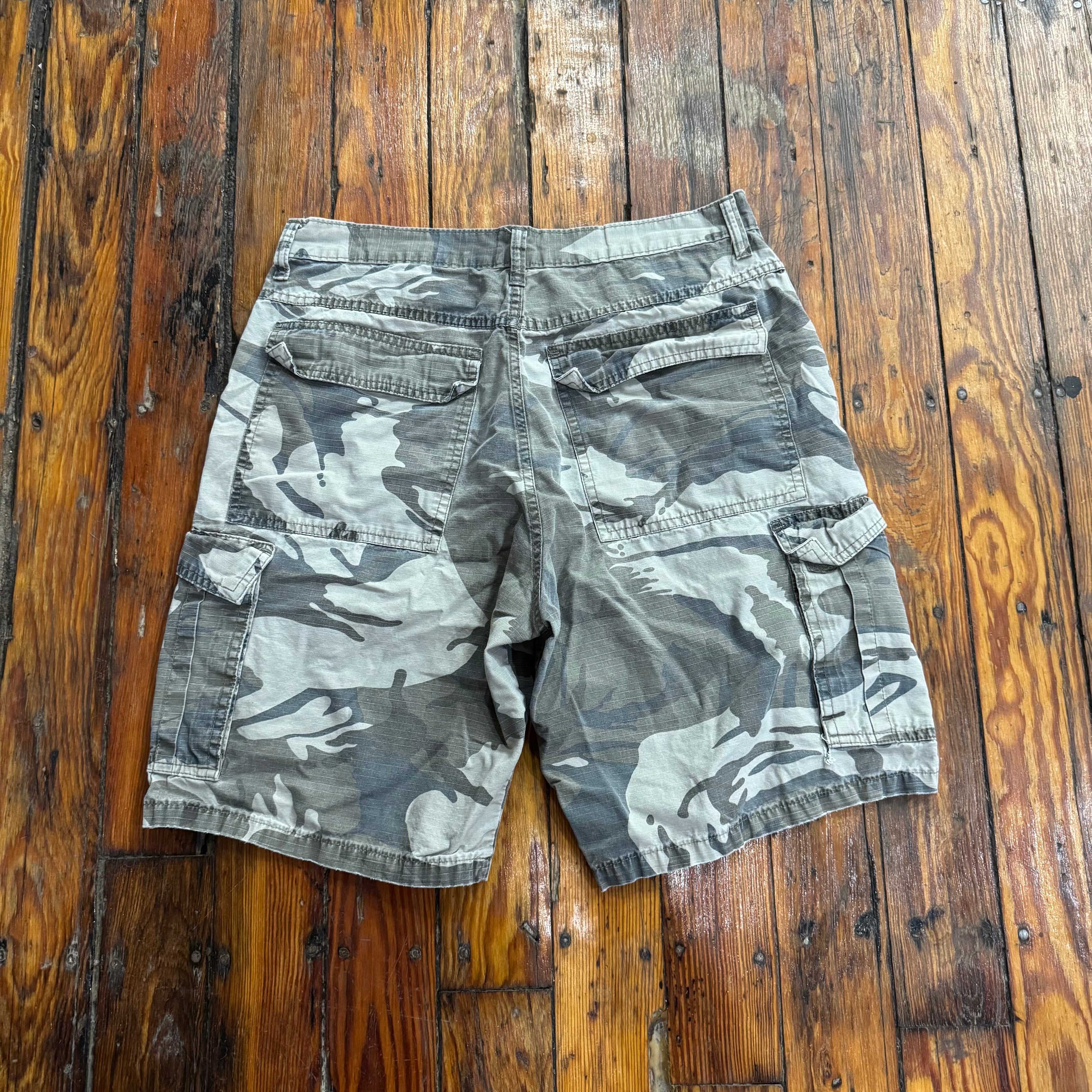 Vintage Wrangler Camo Khaki Shorts Sz 32