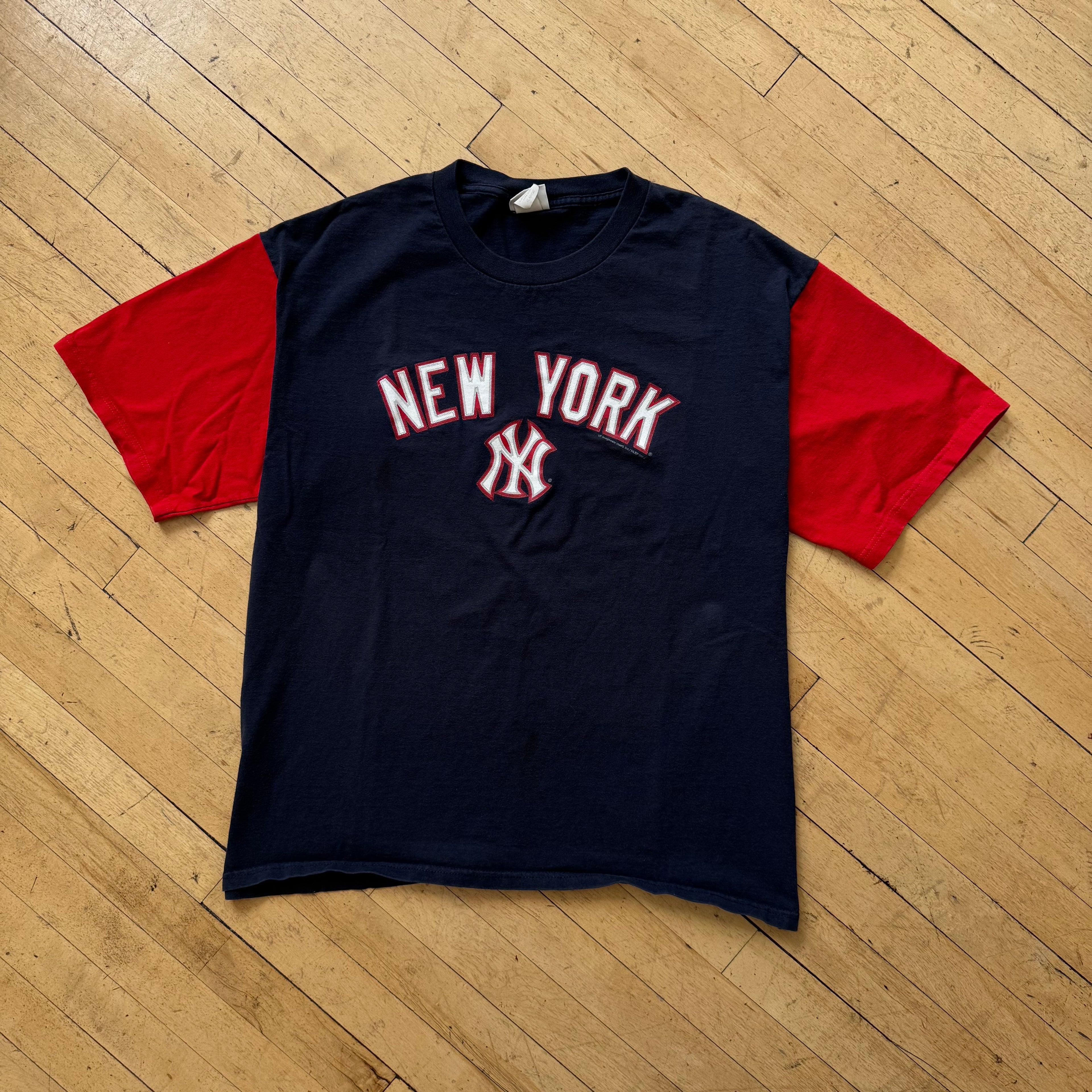 New York Yankees Two-Tone T-shirt Sz XL