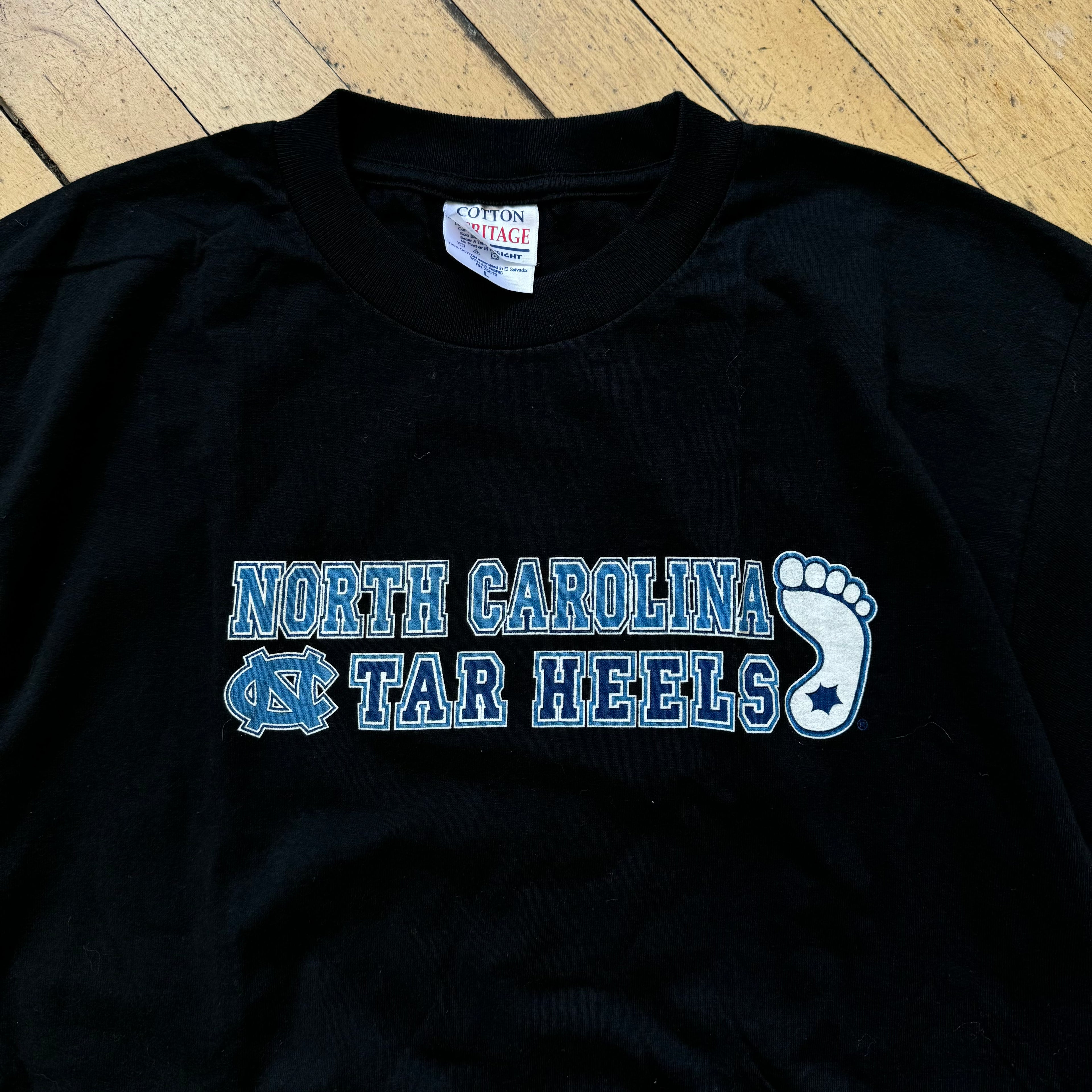 Vintage North Carolina SpellOut T-shirt Sz M