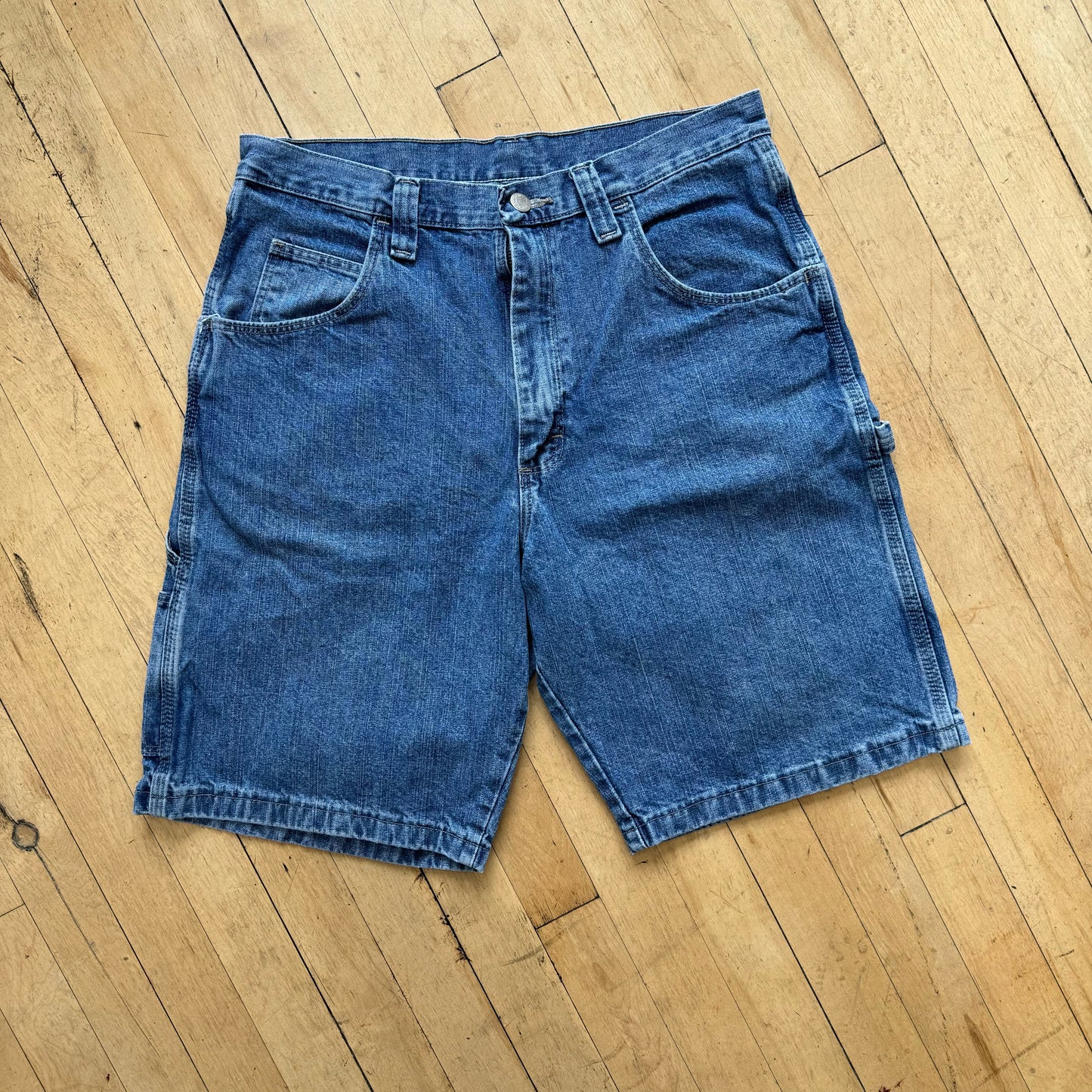 Vintage Wrangler Cargo Jean Shorts Sz 32