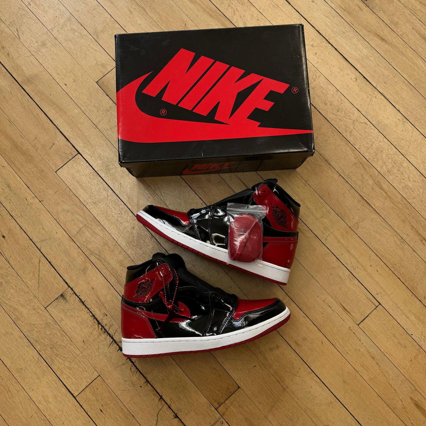 Jordan 1 High Patent Bred Sz 9.5 (DS)