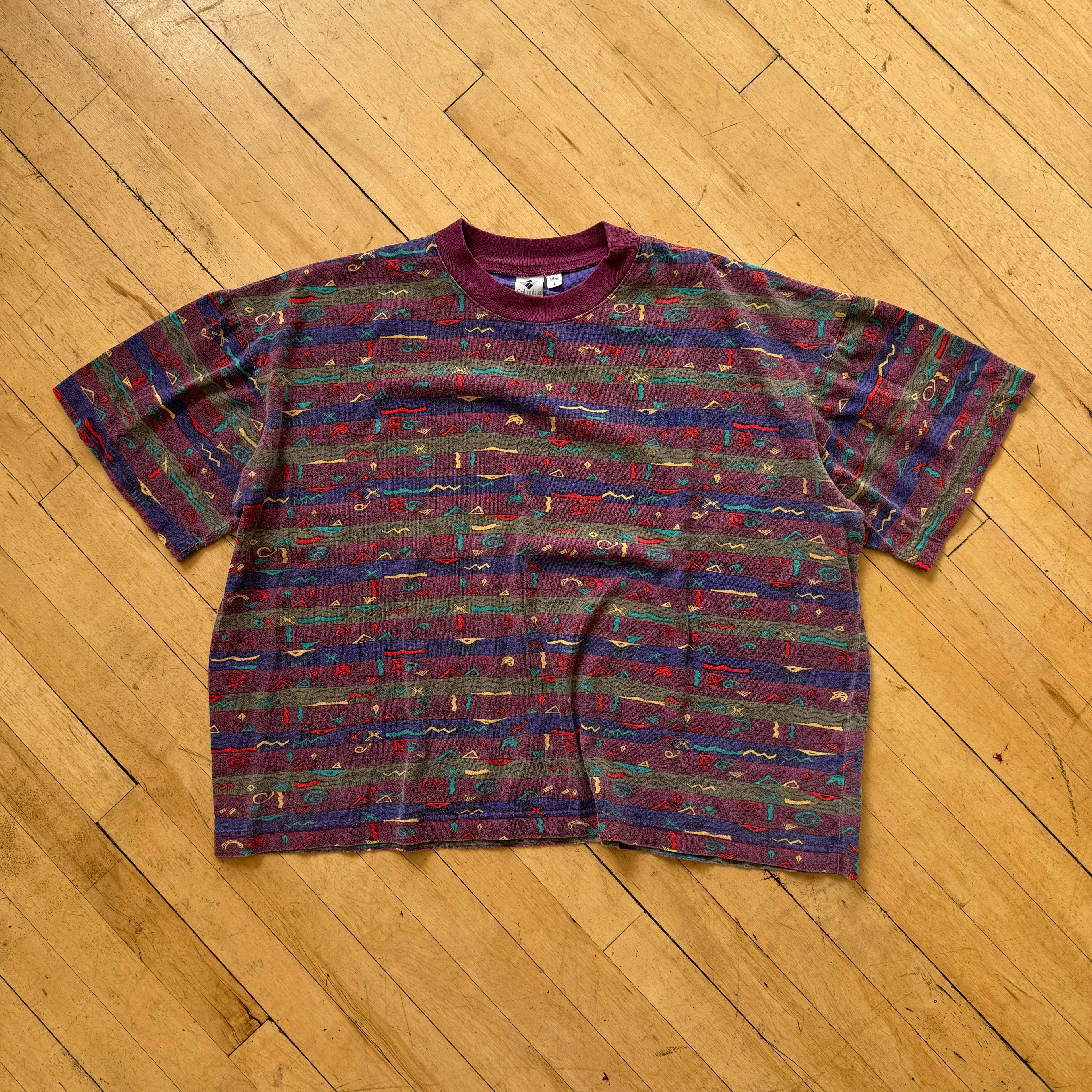 Vintage Columbia AOP Croppy Fit T-shirt Sz L