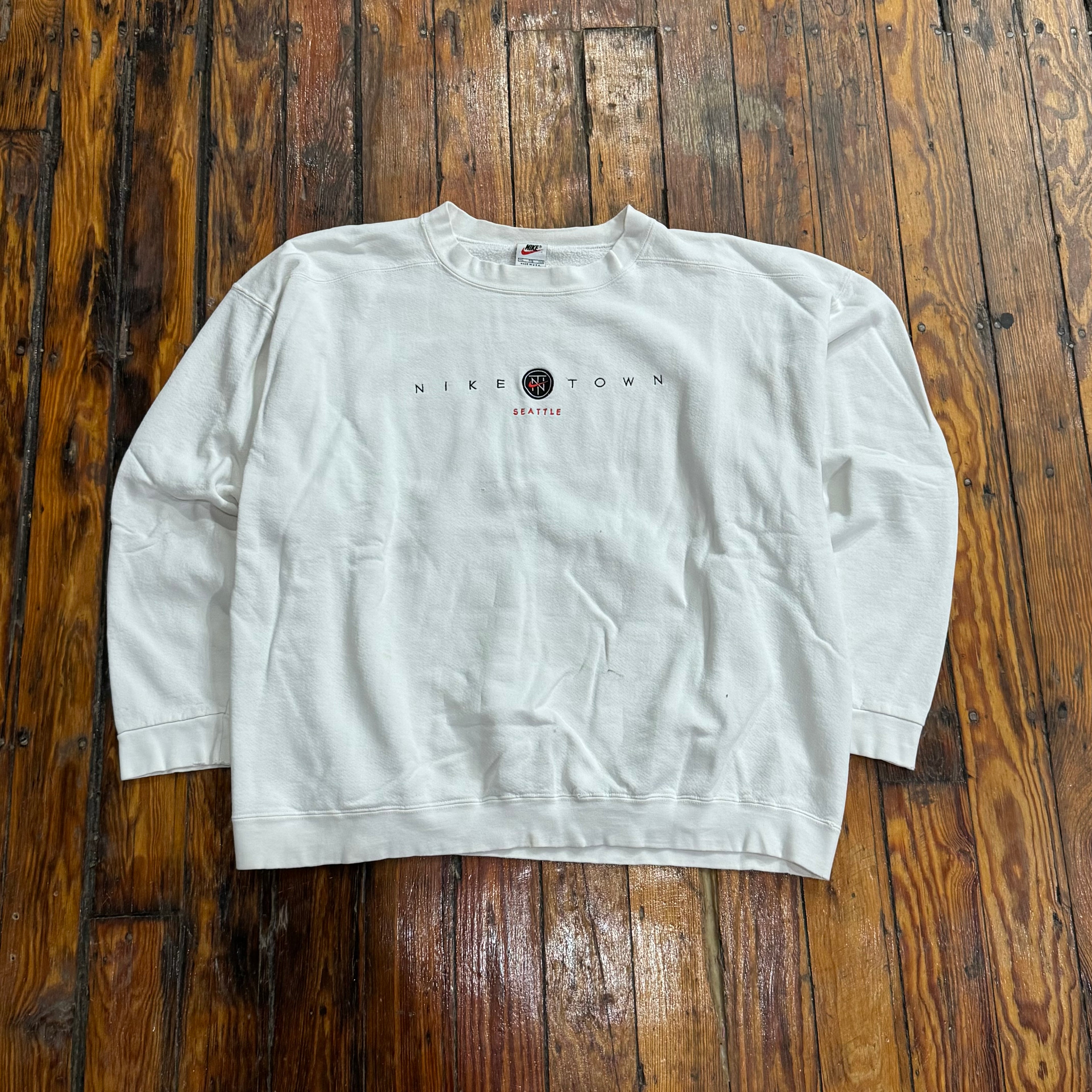 Vintage Nike Town Seattle Crewneck Sz XXL