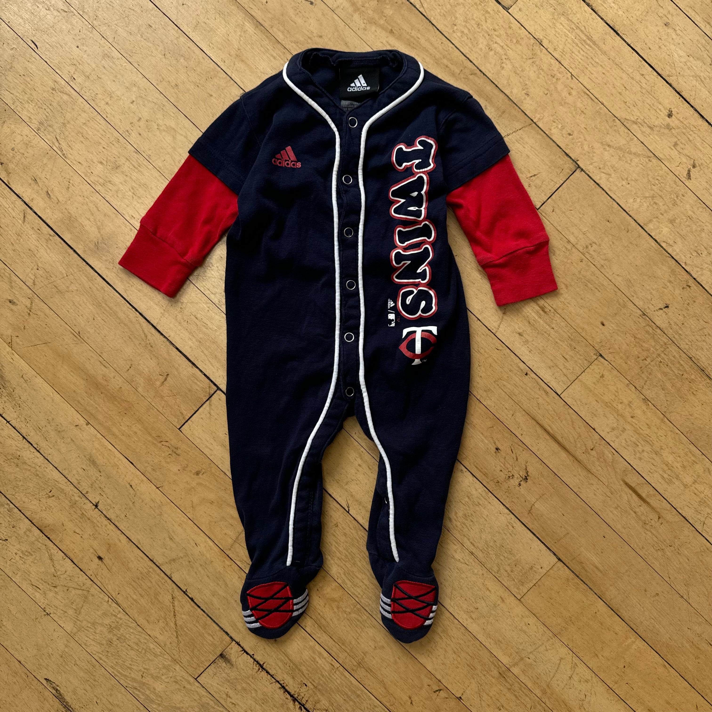 Vintage Adidas Minnesota Twins Onesie Sz 3-6 MTHS
