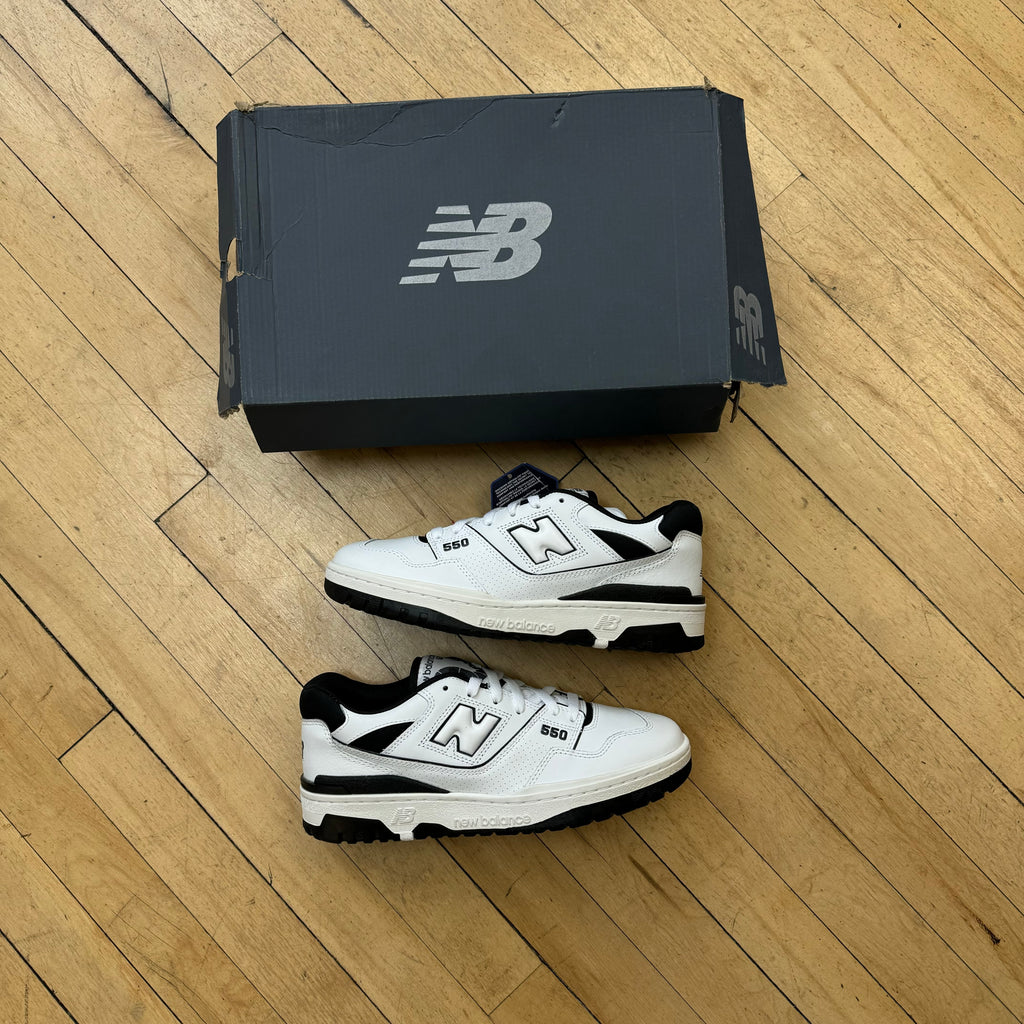 New Balance 550 BLK / White Sz 9 (DS)
