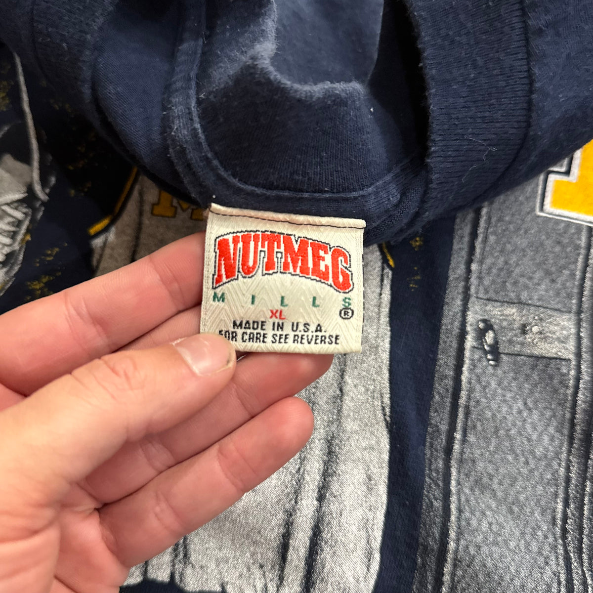 Vintage Michigan Wolverines Locker Nutmeg T-shirt Sz XL