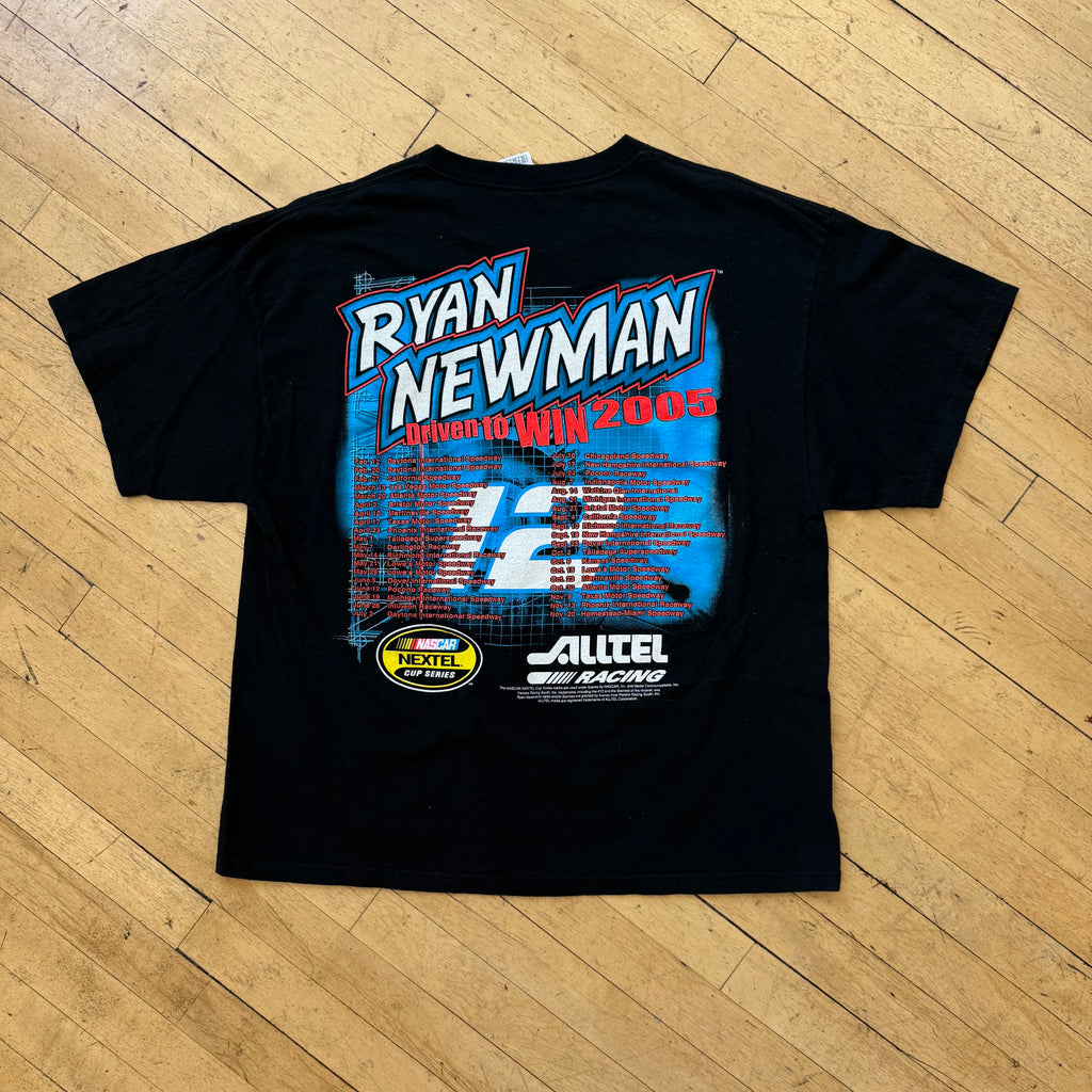 Y2K Ryan Newman Nascar T-shirt Sz XL