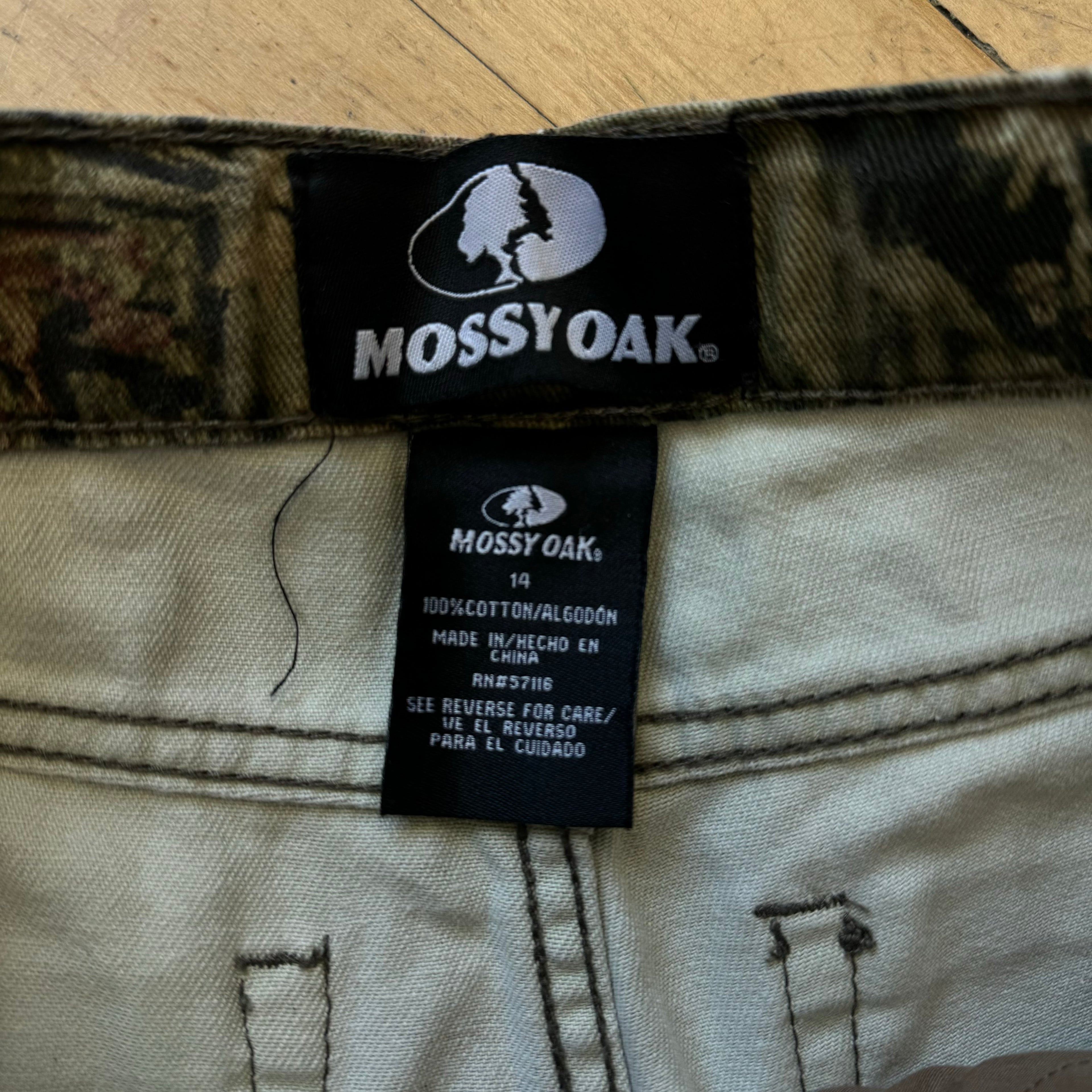 Vintage Mossy Oak Camo Denim Sz 14