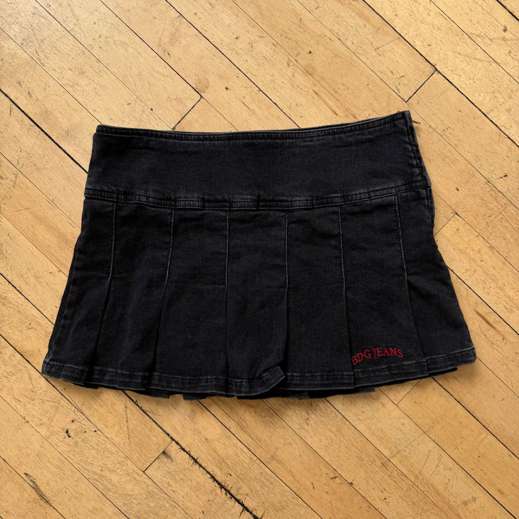 Y2K BDG Skirt Sz L (New)