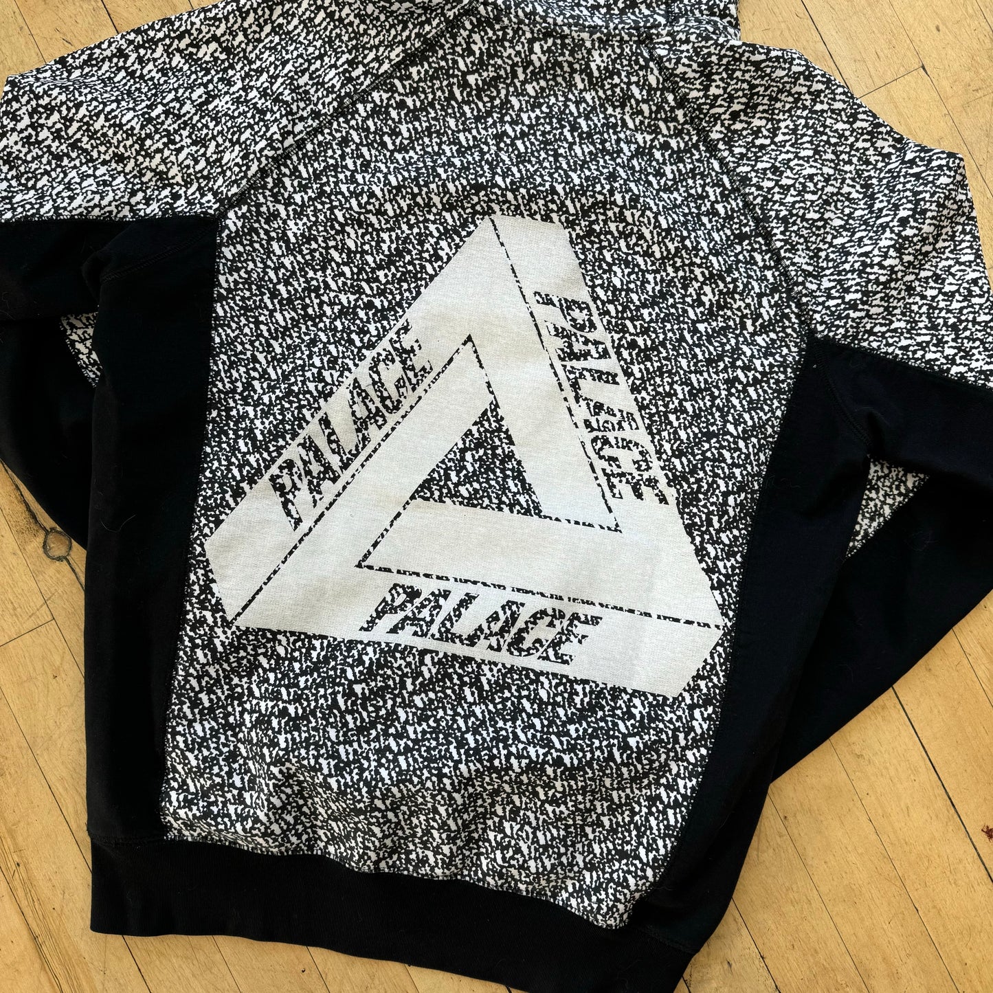 Palace Patterned Sweatshirt Sz L