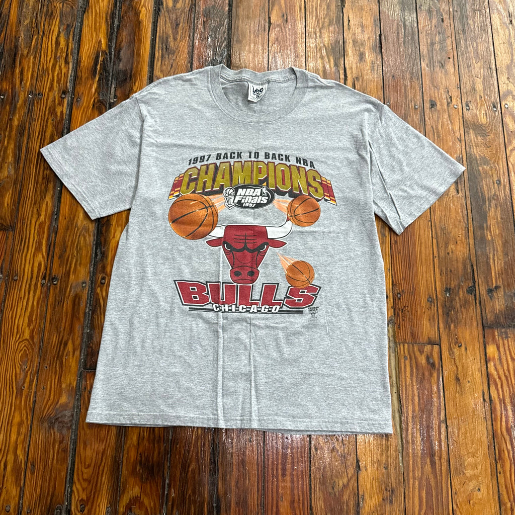 Vintage Chicago Bulls Back to Back Champions T-shirt Sz L