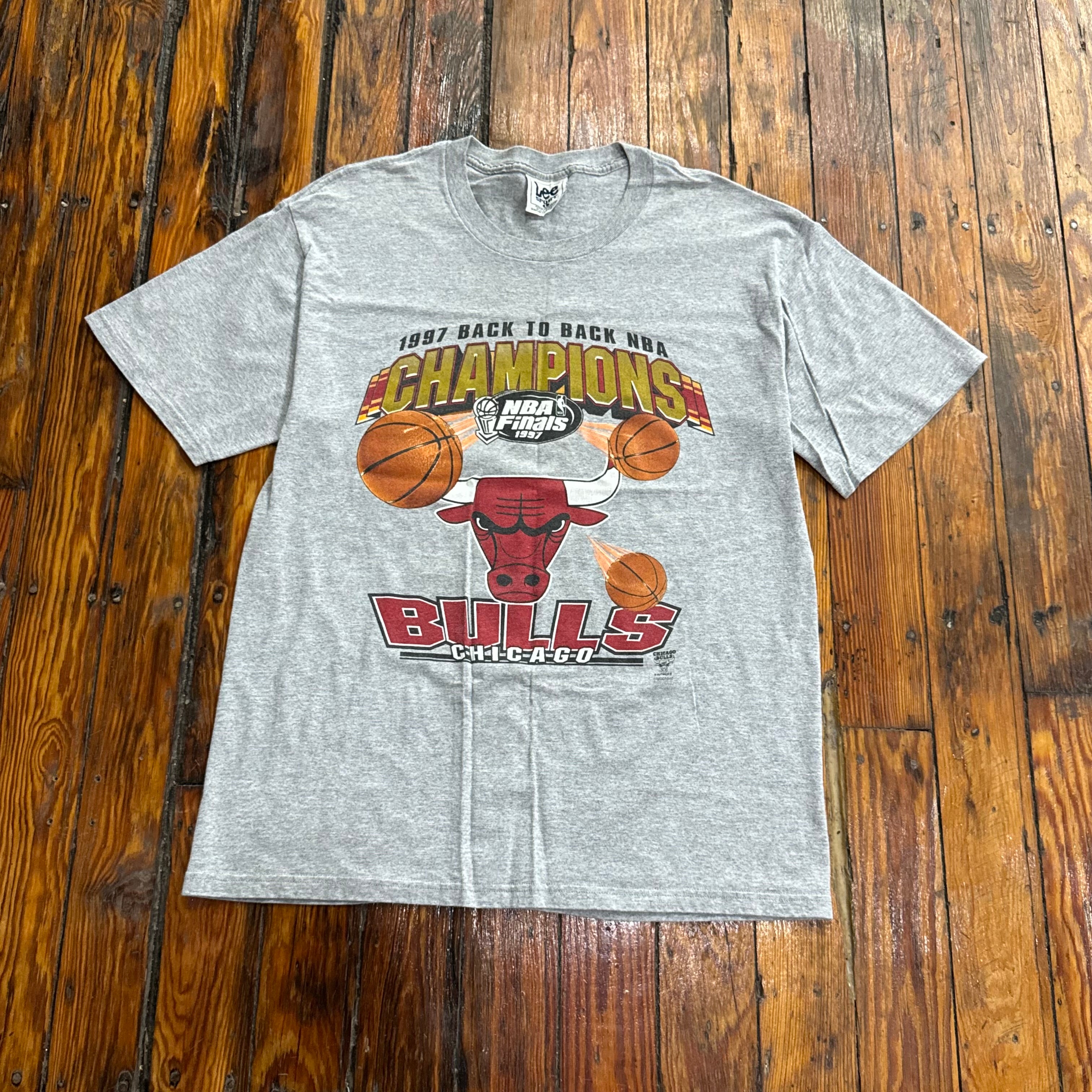 Vintage Chicago Bulls Back to Back Champions T-shirt Sz L