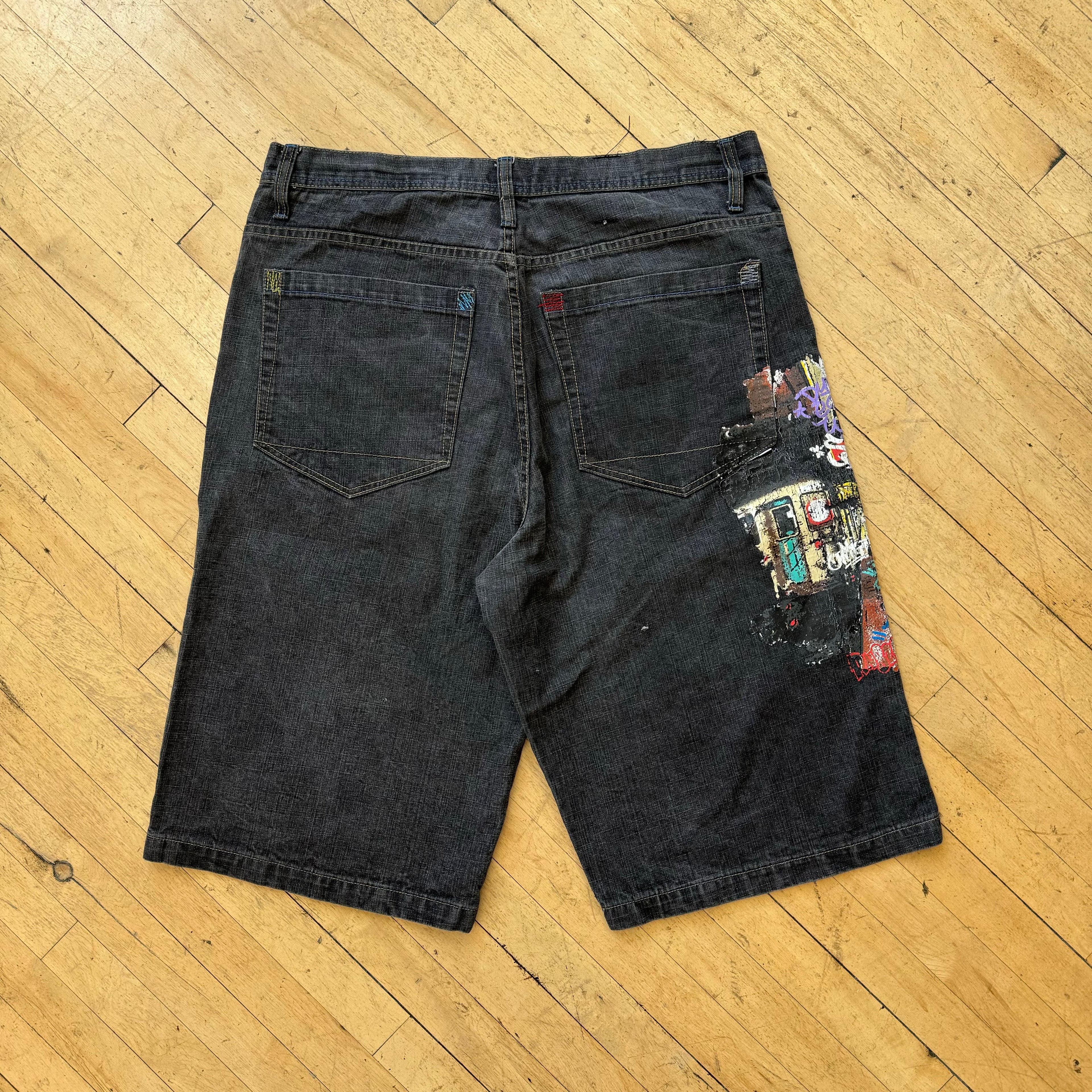 Y2K South Pole Graffiti Denim Jean Shorts Sz 42