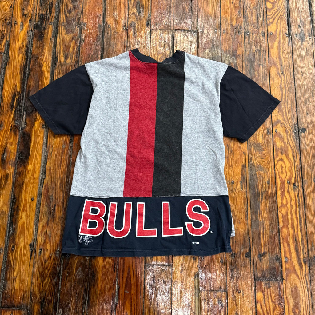 Vintage Chicago Bulls Striped Logo T-shirt Sz M