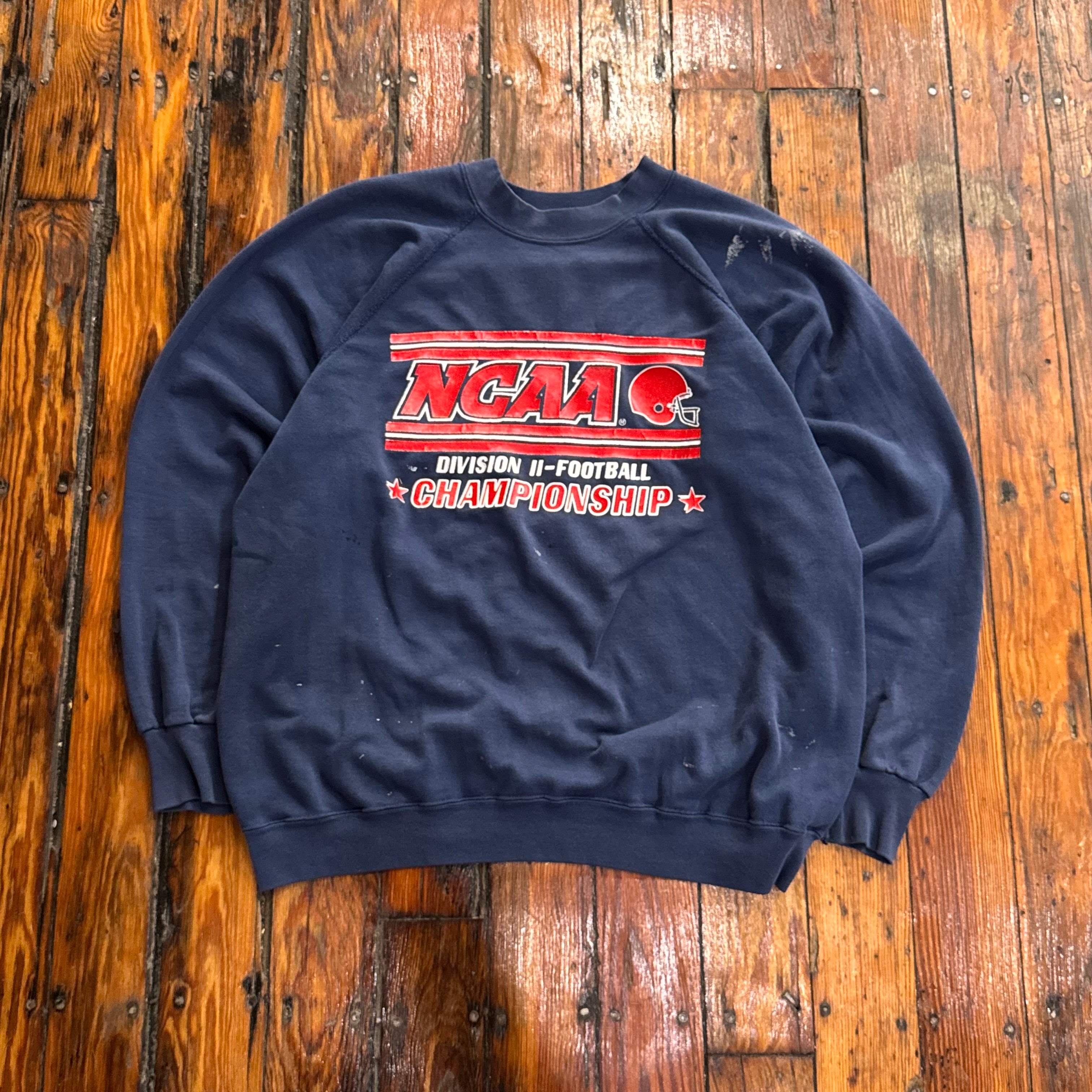 Vintage NCAA Division II Championship CrewNeck Sz M