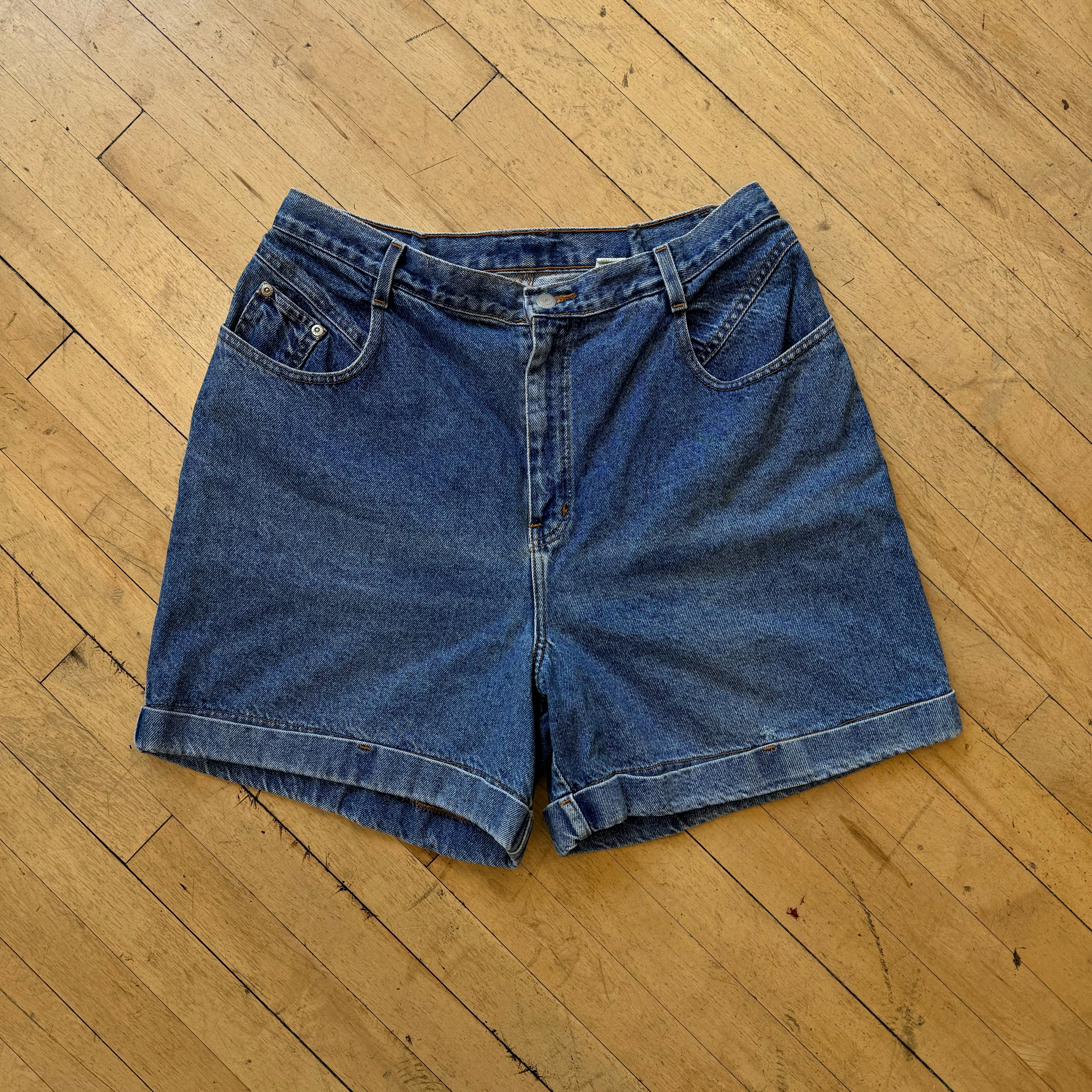 Vintage Women’s Denim Jean Shorts Sz 18
