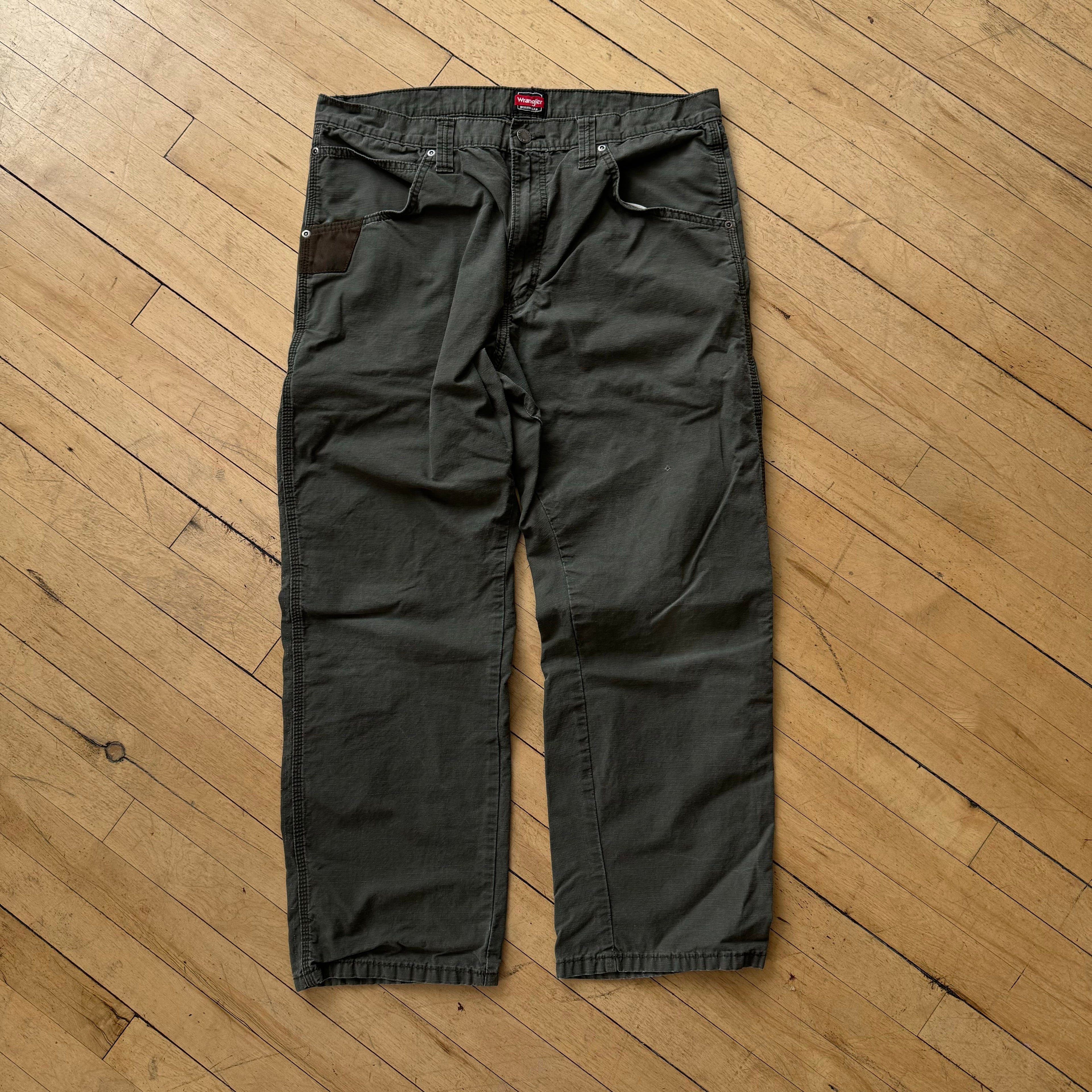 Vintage Wrangler Cargo Kahki Pants Sz 36x30