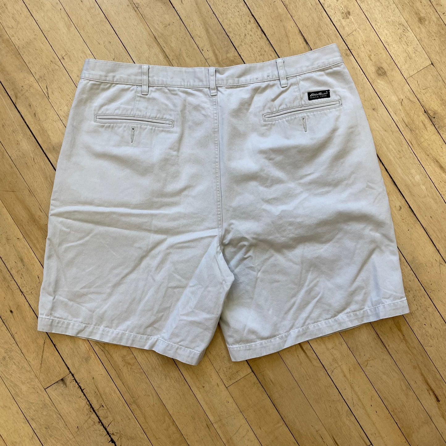 Vintage Eddie Bauer Kahki Shorts Sz 40